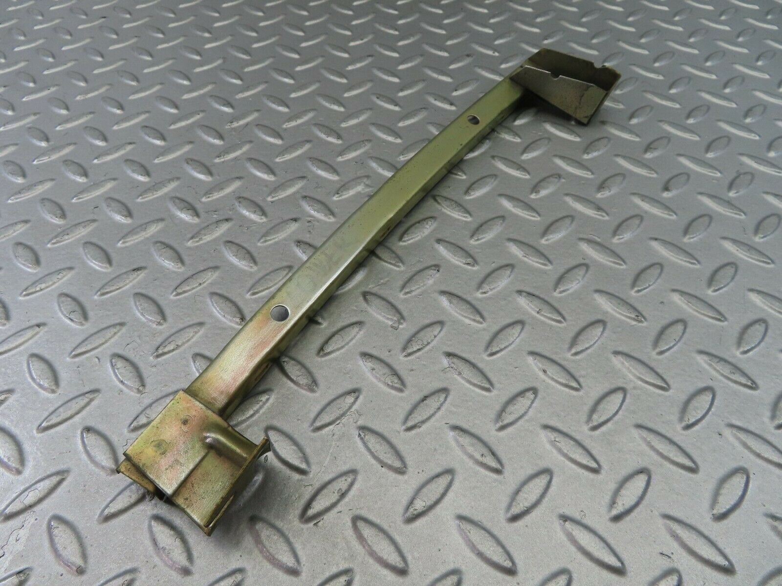 7692 Mercedes-Benz S123 230TE Wagon Rear Right Lower Window Channel