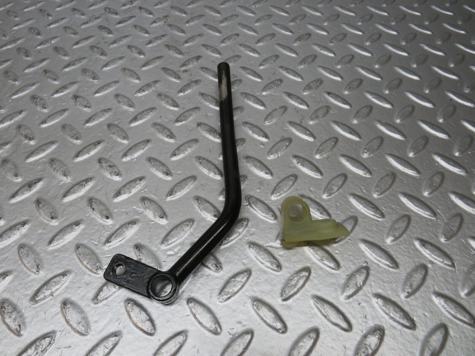 26369 Mercedes-Benz W116 450SE Accelerator Pedal Linkage