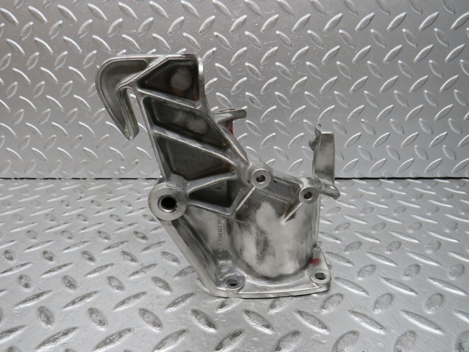 28595 Mercedes-Benz W123 230E Brake Pedal Bracket 1232900219