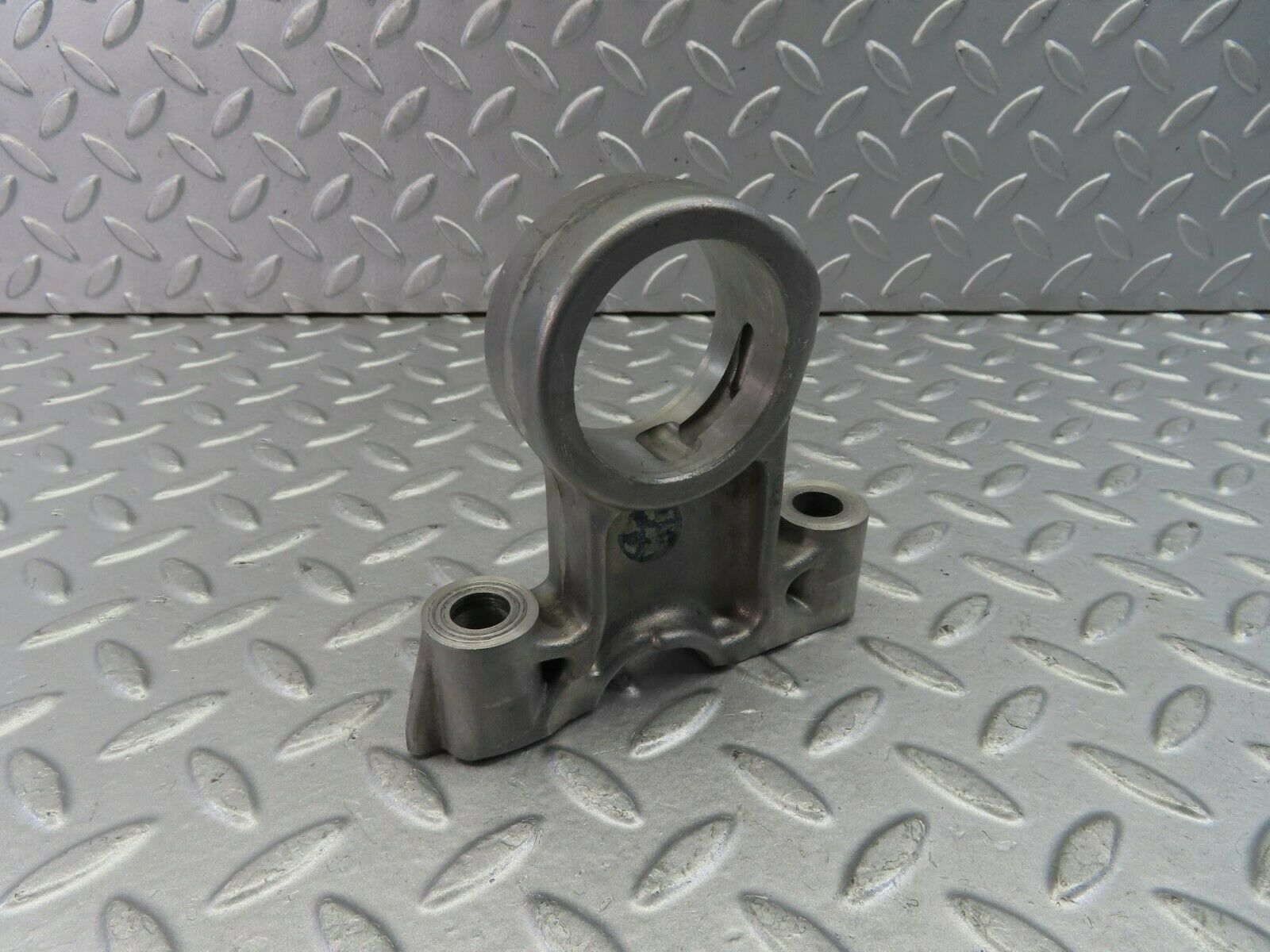 9125 Mercedes-Benz W108 Camshaft Tower Bearing 1140510016