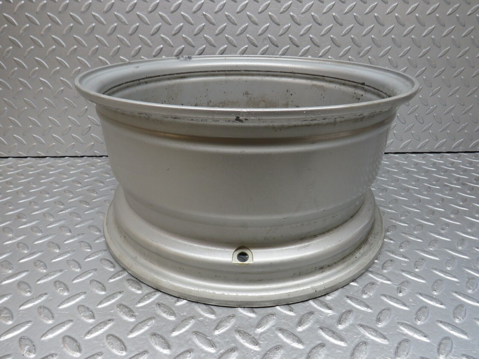 38188 Mercedes-Benz A124 Alloy Wheel 7Jx15H2 ET37 KBA44301