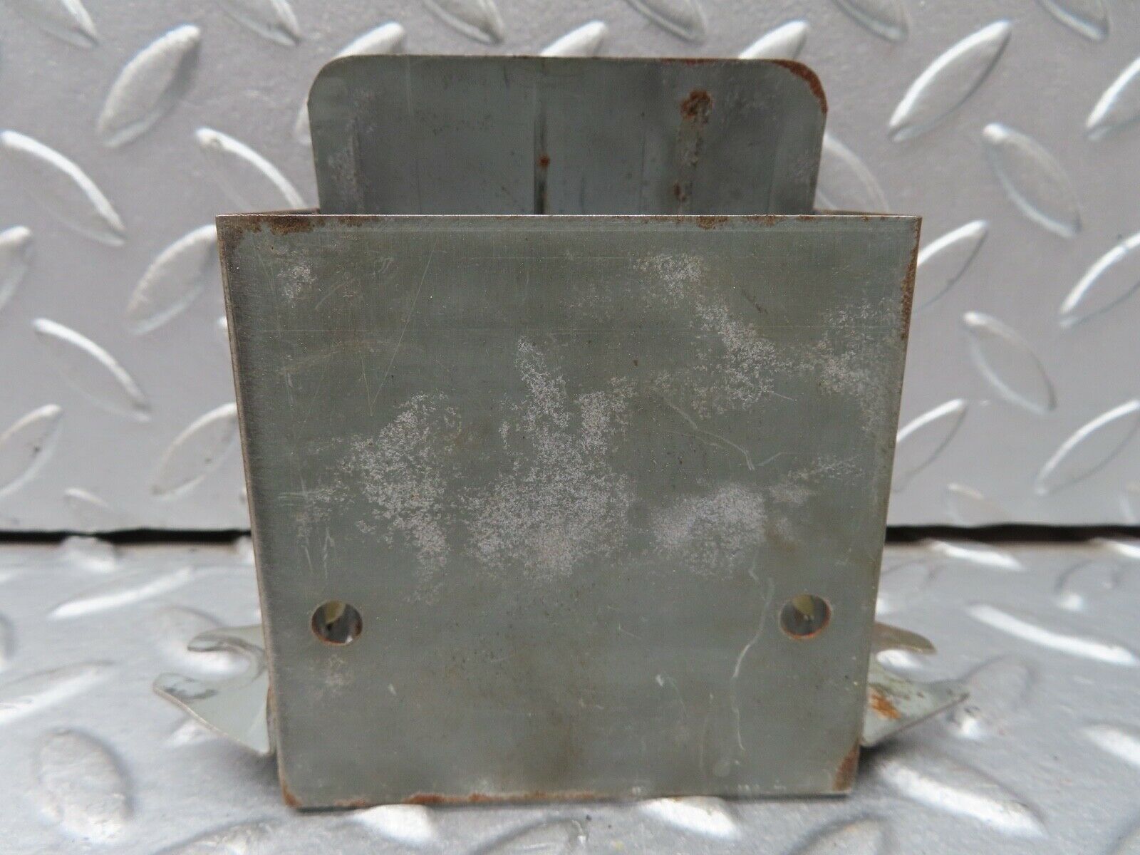 18511 Mercedes-Benz W111 220SE Coupe Ashtray Housing