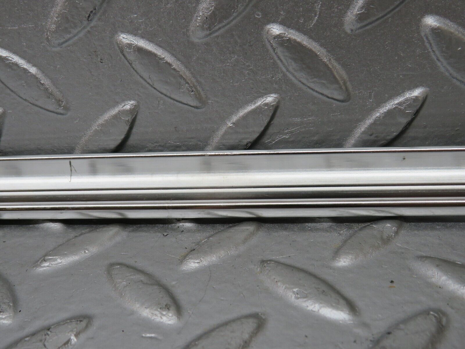 34467 Mercedes-Benz C126 380SEC Coupe Right Door Card Chrome Trim