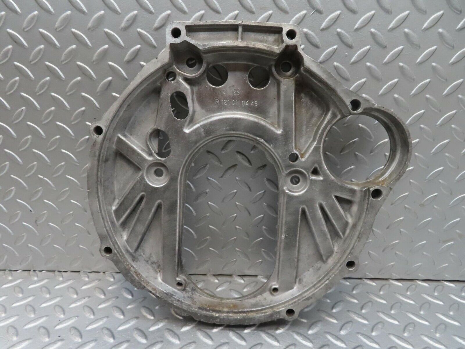 12810 Mercedes-Benz W111 220SE Gearbox Flange 1210110445