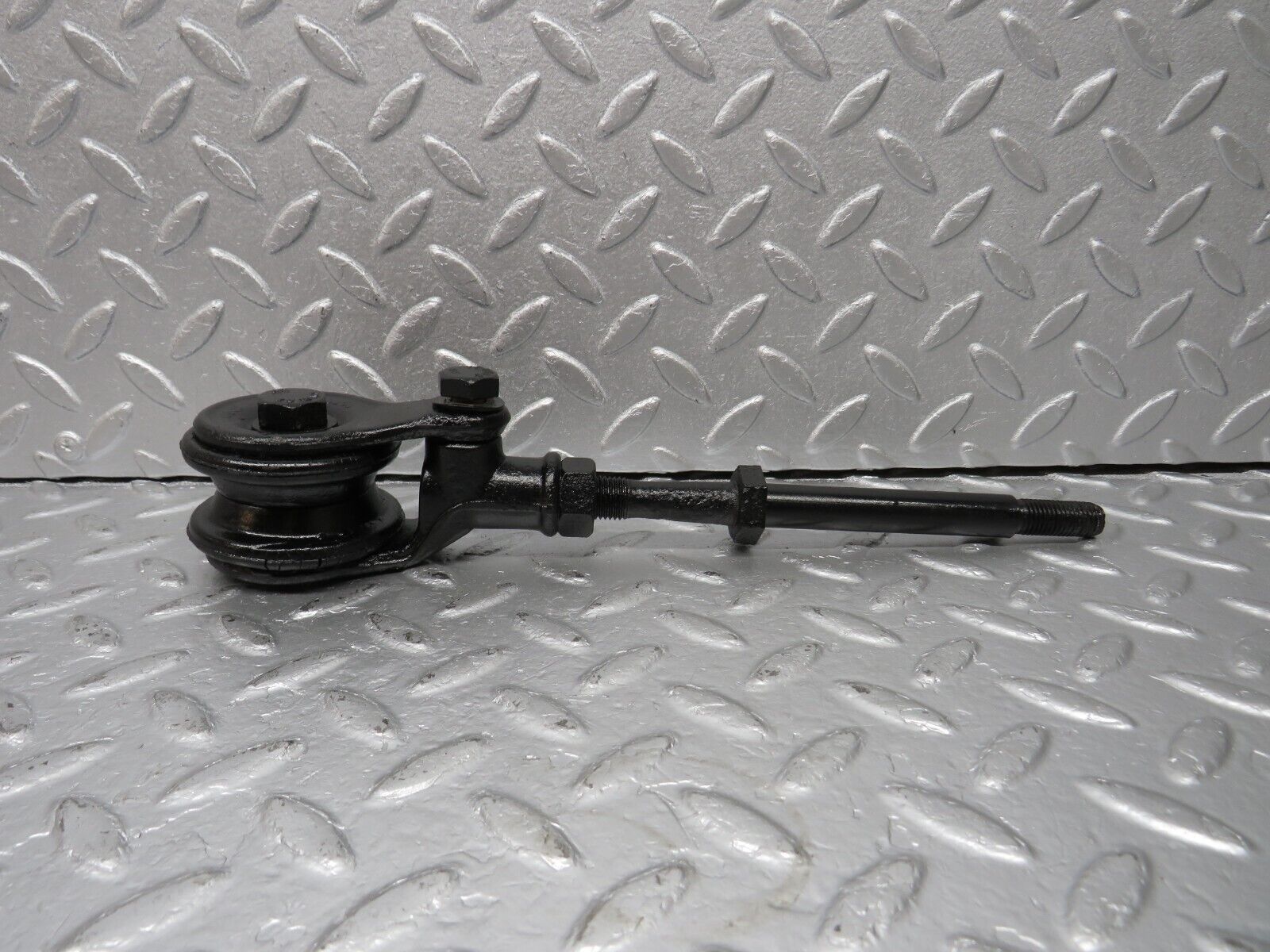 40433 Mercedes-Benz W110 230 Strut Rear Axle Mount 1113510240 1113510340