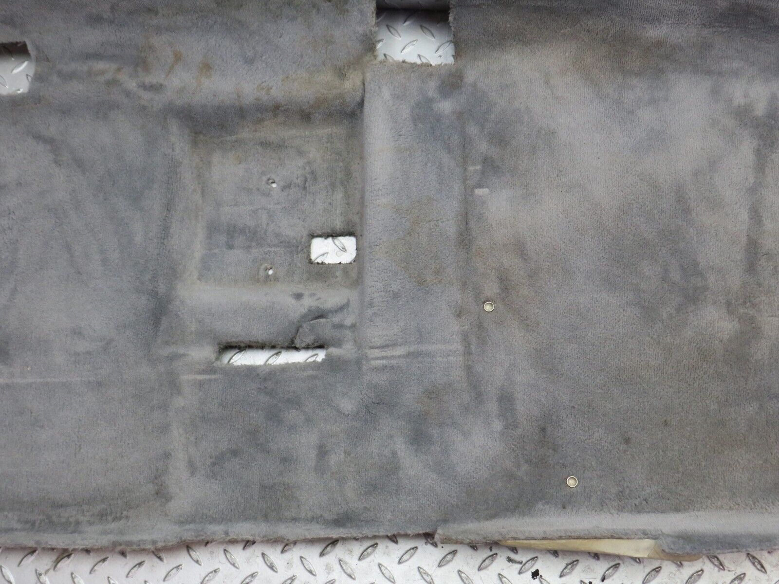 39537 Mercedes-Benz R129 320SL Coupe Front Right Floor Carpet Grey 1296801440