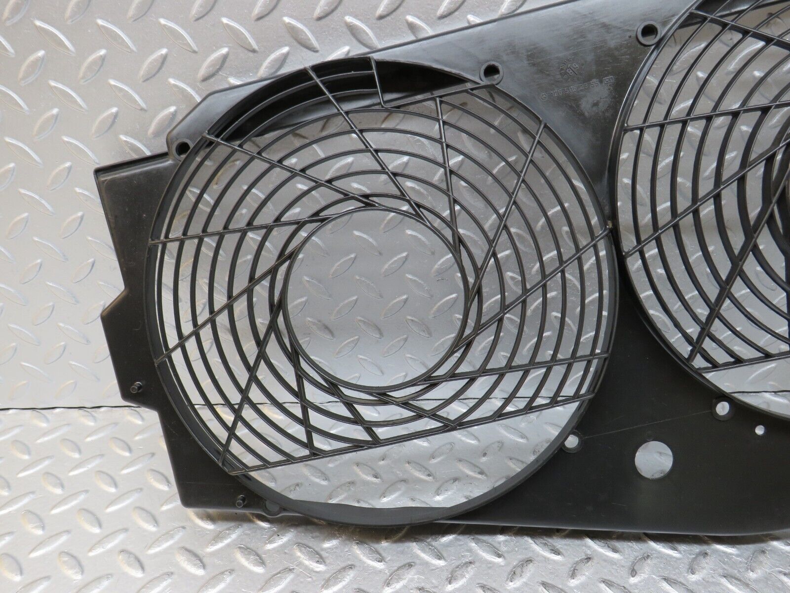 36193 Mercedes-Benz W126 420SE Radiator Fan Shroud Fan Cover 1265052355