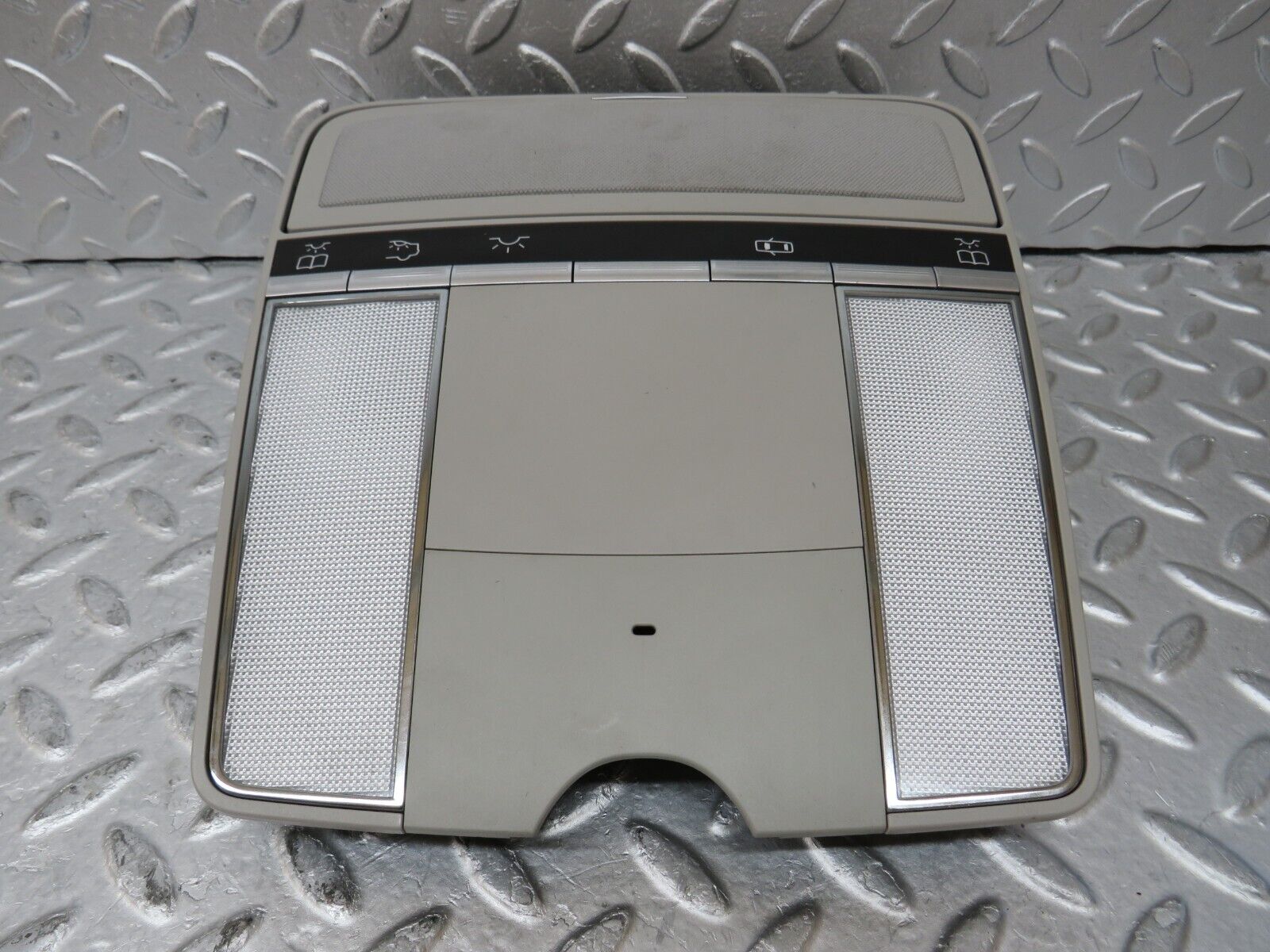 35195 Mercedes-Benz W221 Interior Dome Light Unit 2218708426