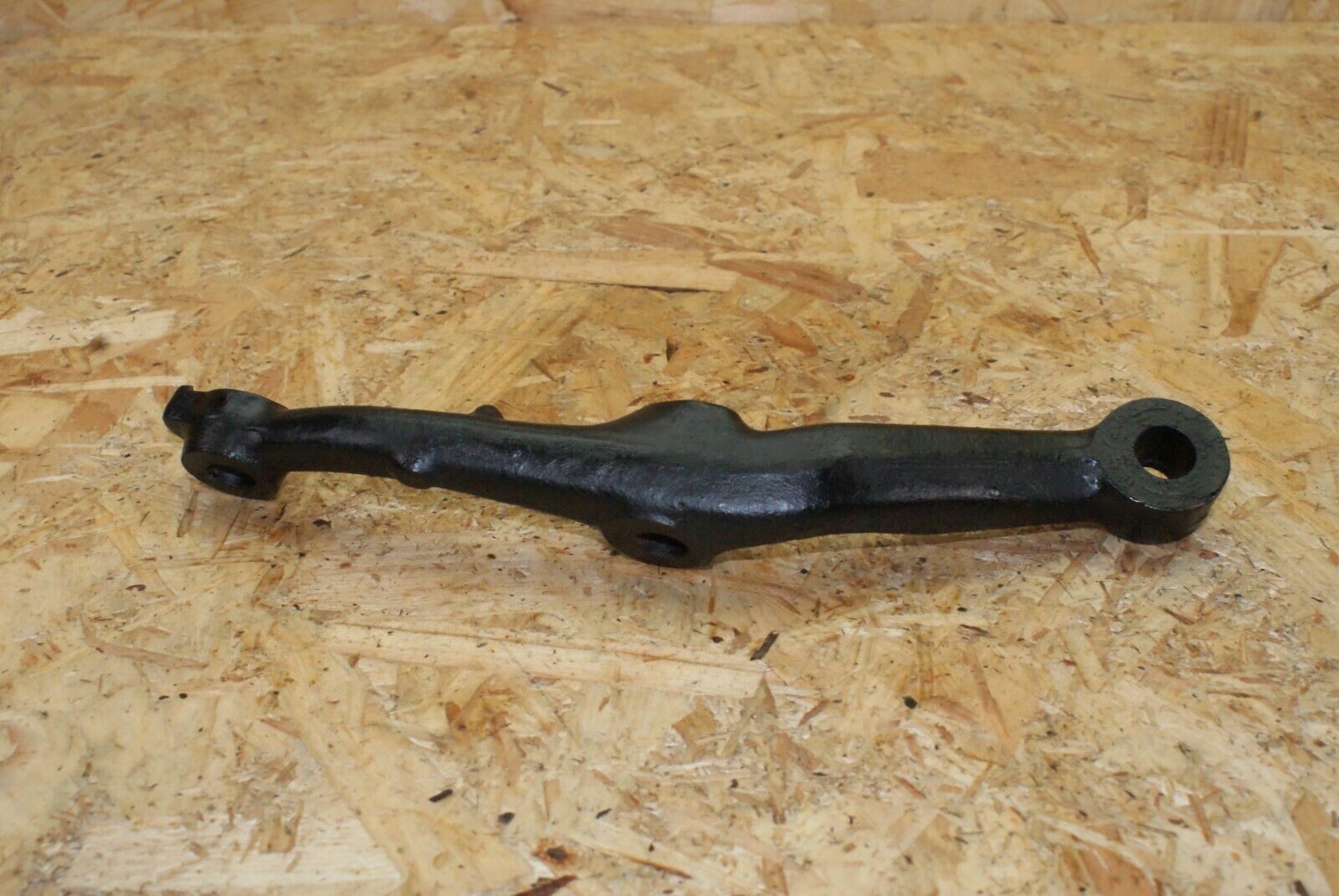 2415 Mercedes-Benz W123 280E Front Axle Steering Arm Left Side