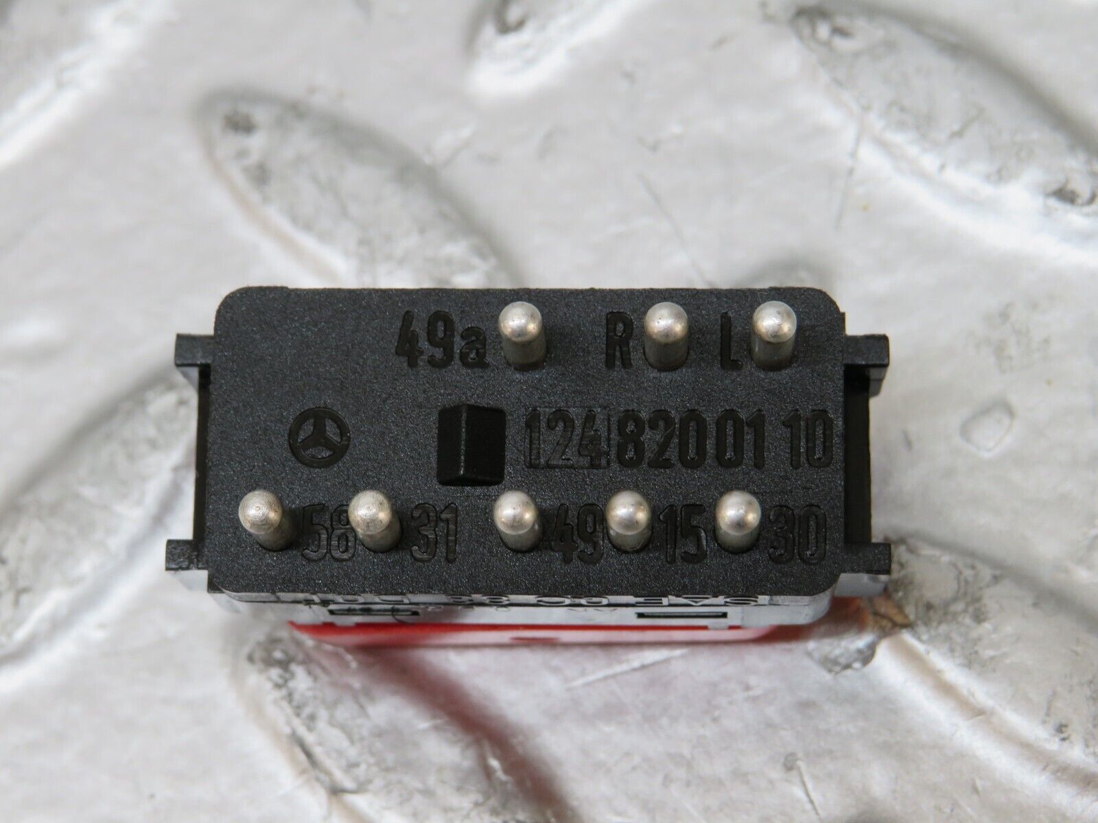 26526 Mercedes-Benz C124 220CE Coupe Hazard Warning Light Switch 1248200110