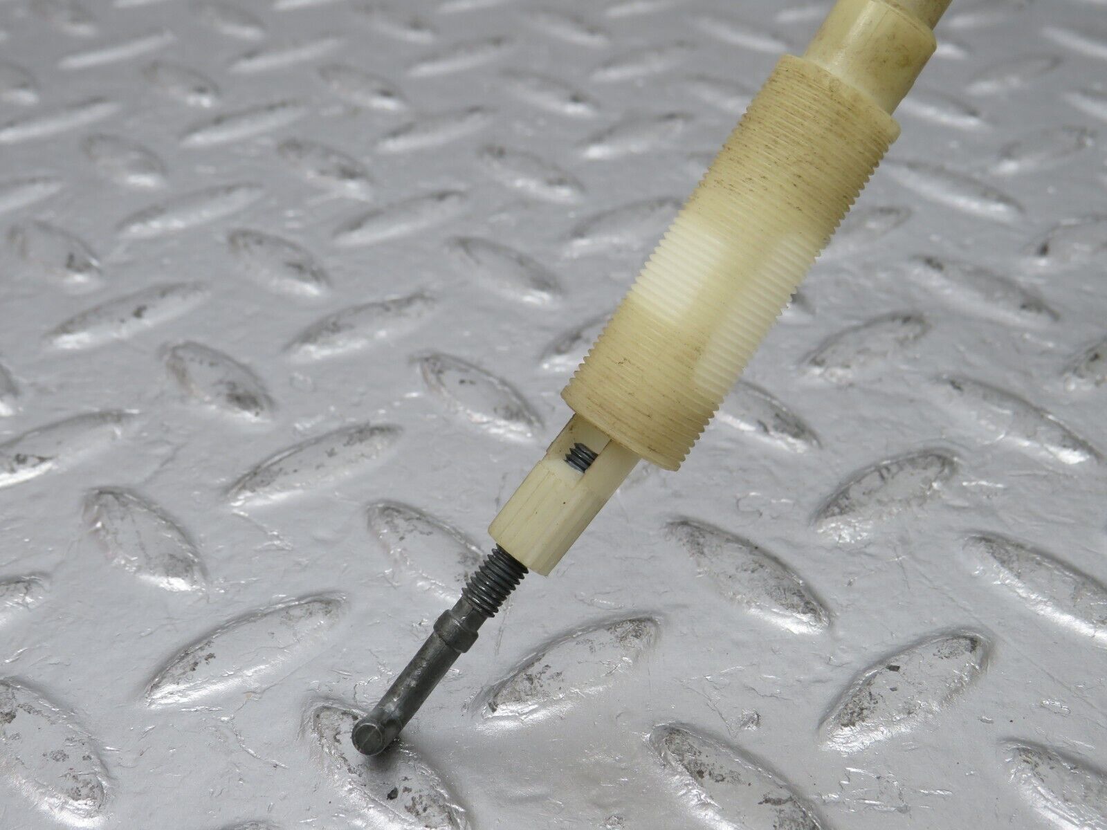 34427 Mercedes-Benz C126 380SEC Coupe Heater Regulator 1268300485