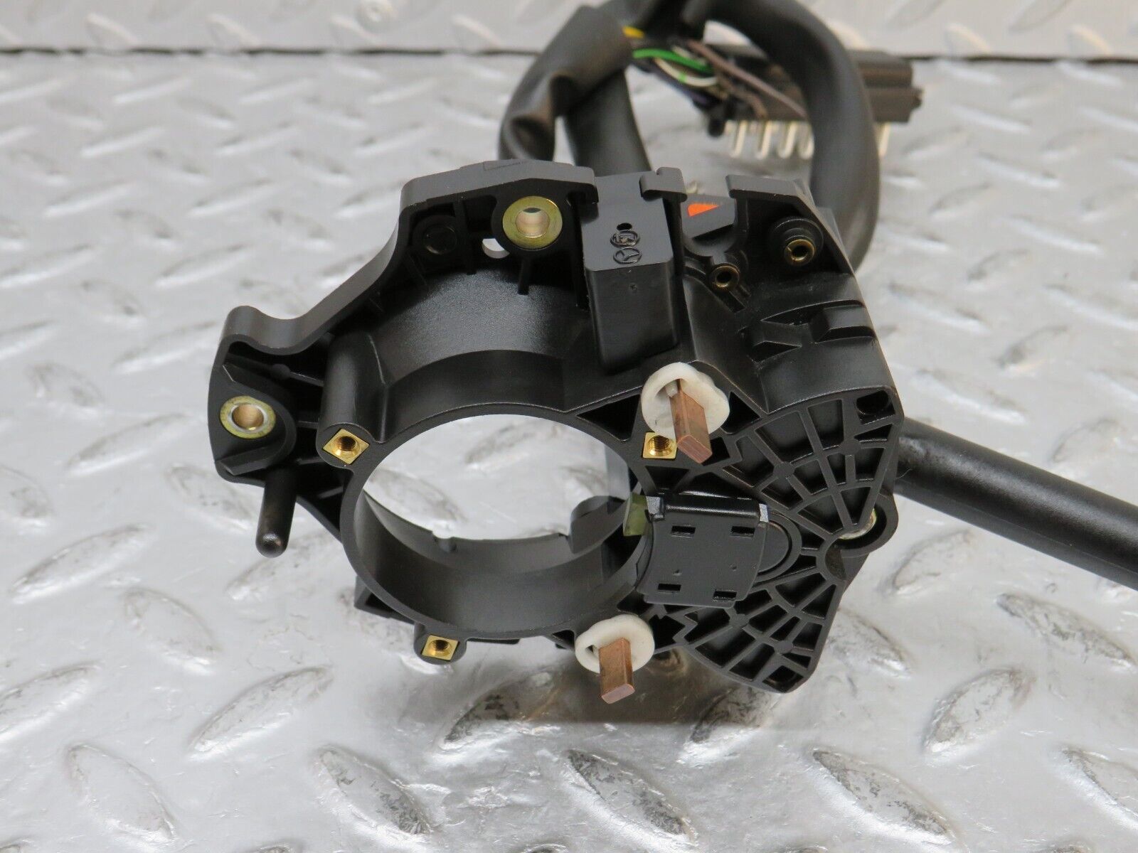 37976 Mercedes-Benz A124 320E Cabriolet Indicator Wiper Stalk 1245451324