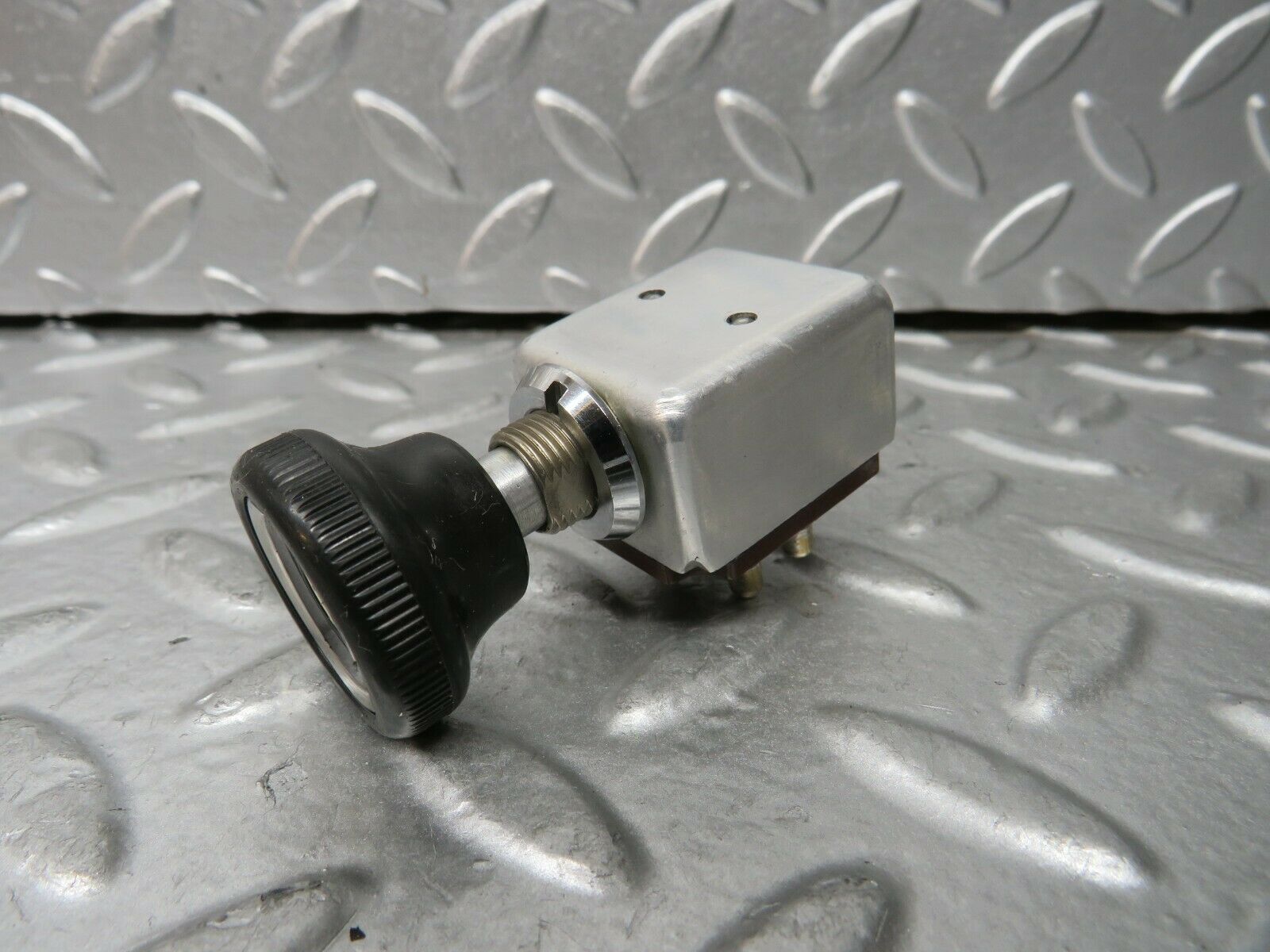 23627 Mercedes-Benz W114 280E Rear Heated Window Switch