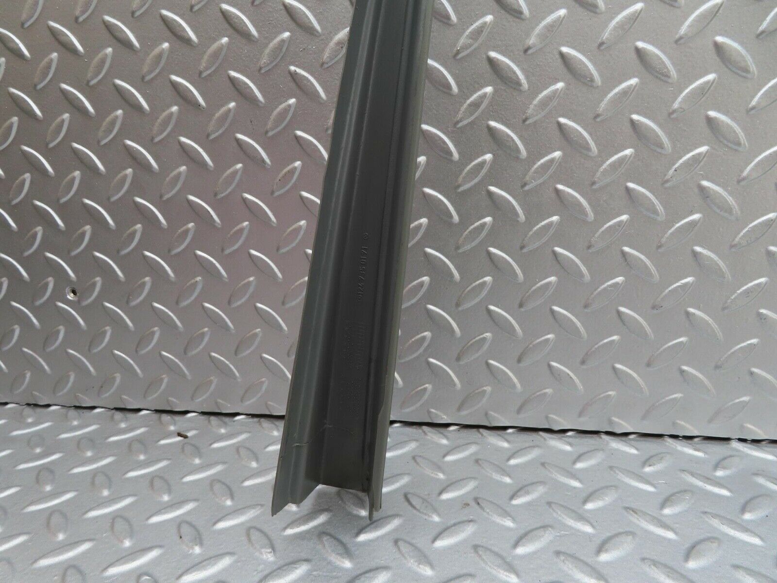 16377 Mercedes-Benz W124 260E Rear Left Door Window Frame Trim Cover