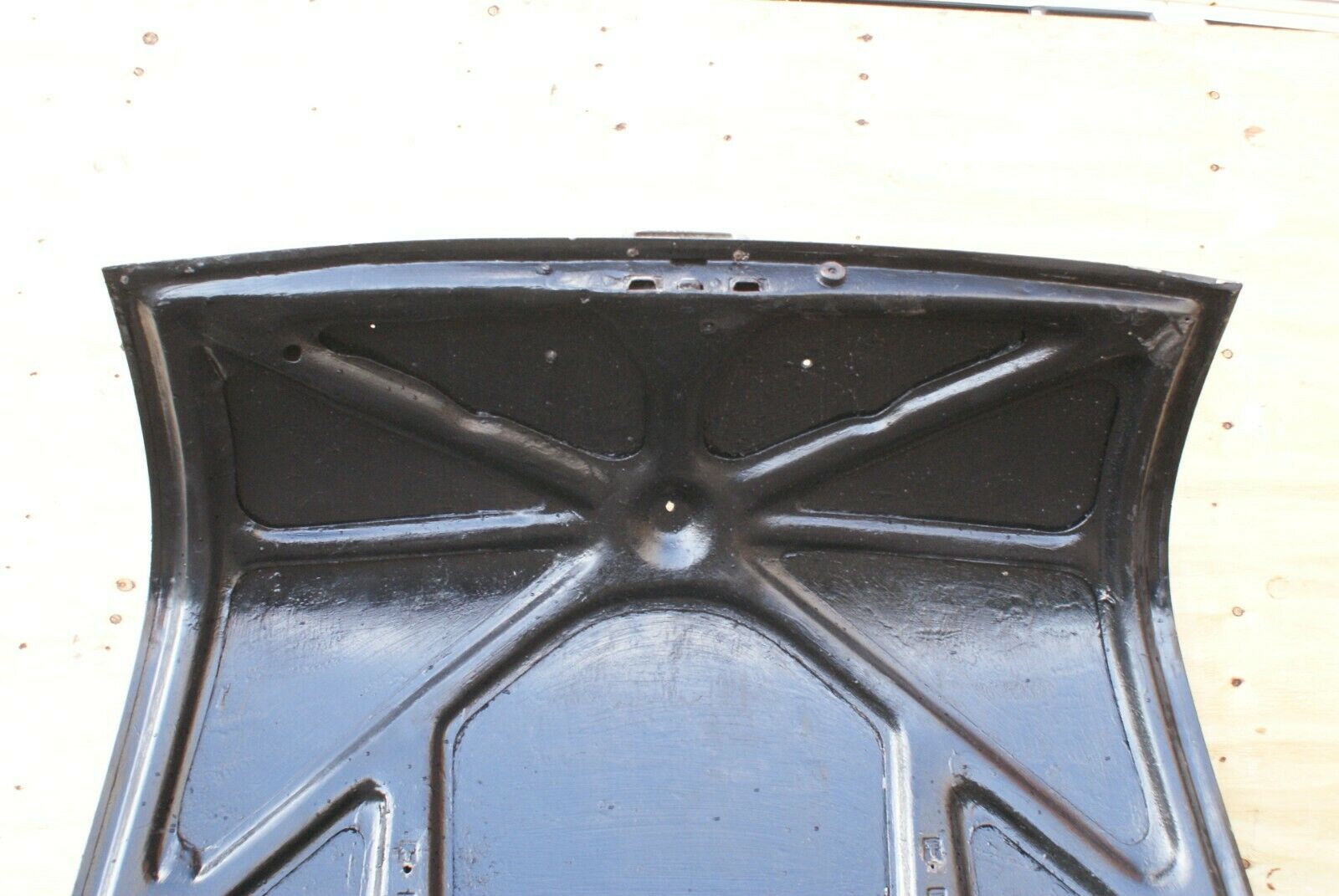 2537 Mercedes-Benz W105 219 PONTON Boot Lid Trunk Door