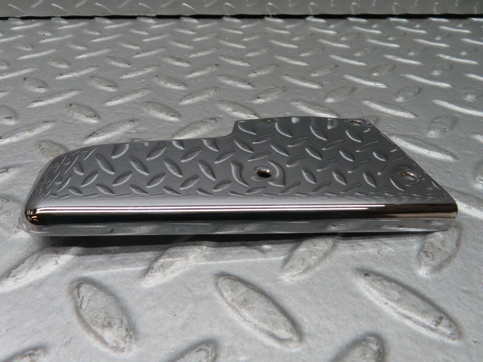 20113 Mercedes-Benz R129 300SL Coupe Right Door Chrome Cover