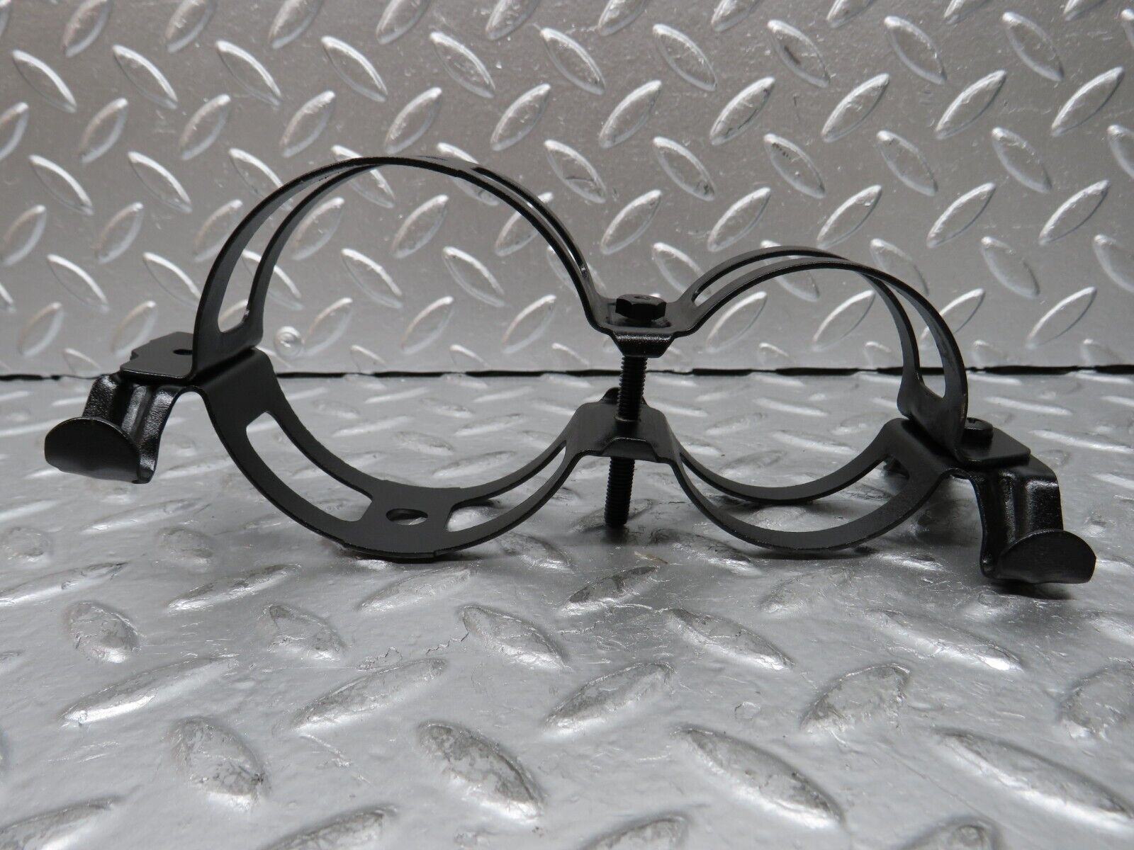 26725 Mercedes-Benz C124 220CE Coupe Fuel Pump Fuel Filter Bracket Holder