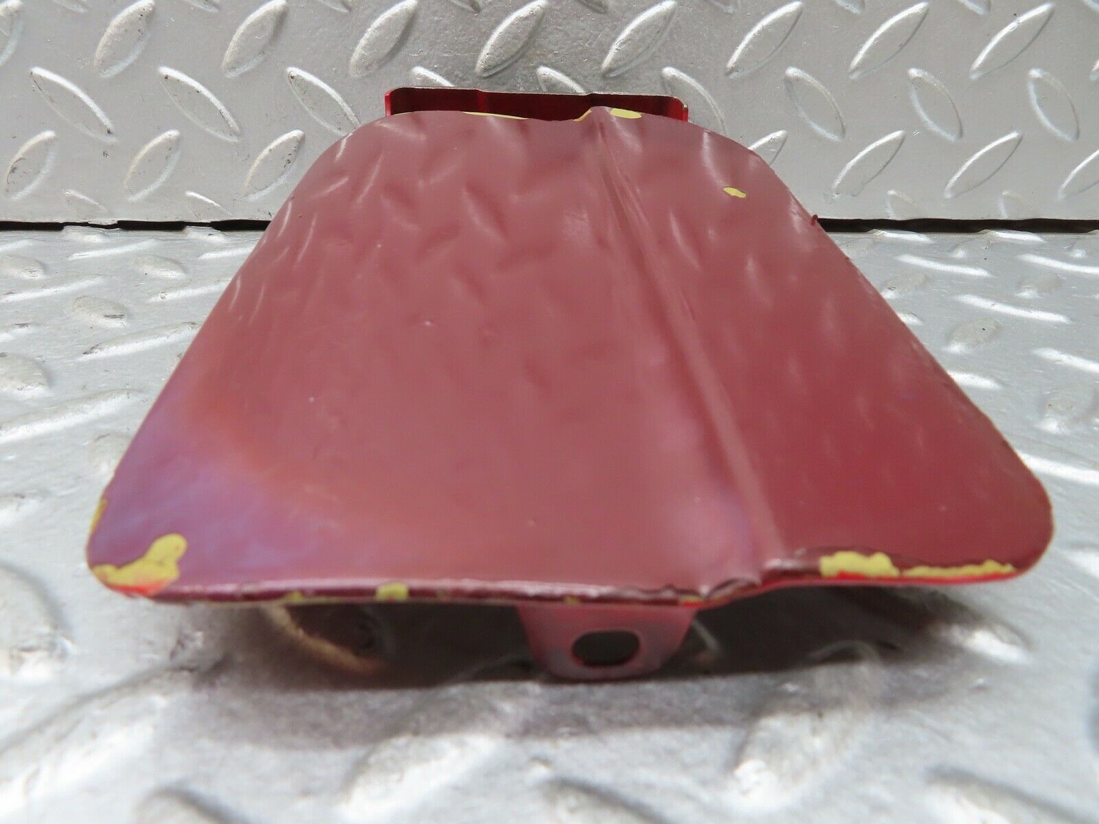 19176 Mercedes-Benz W123 300D Fuel Tank Flap Cap 1235840039