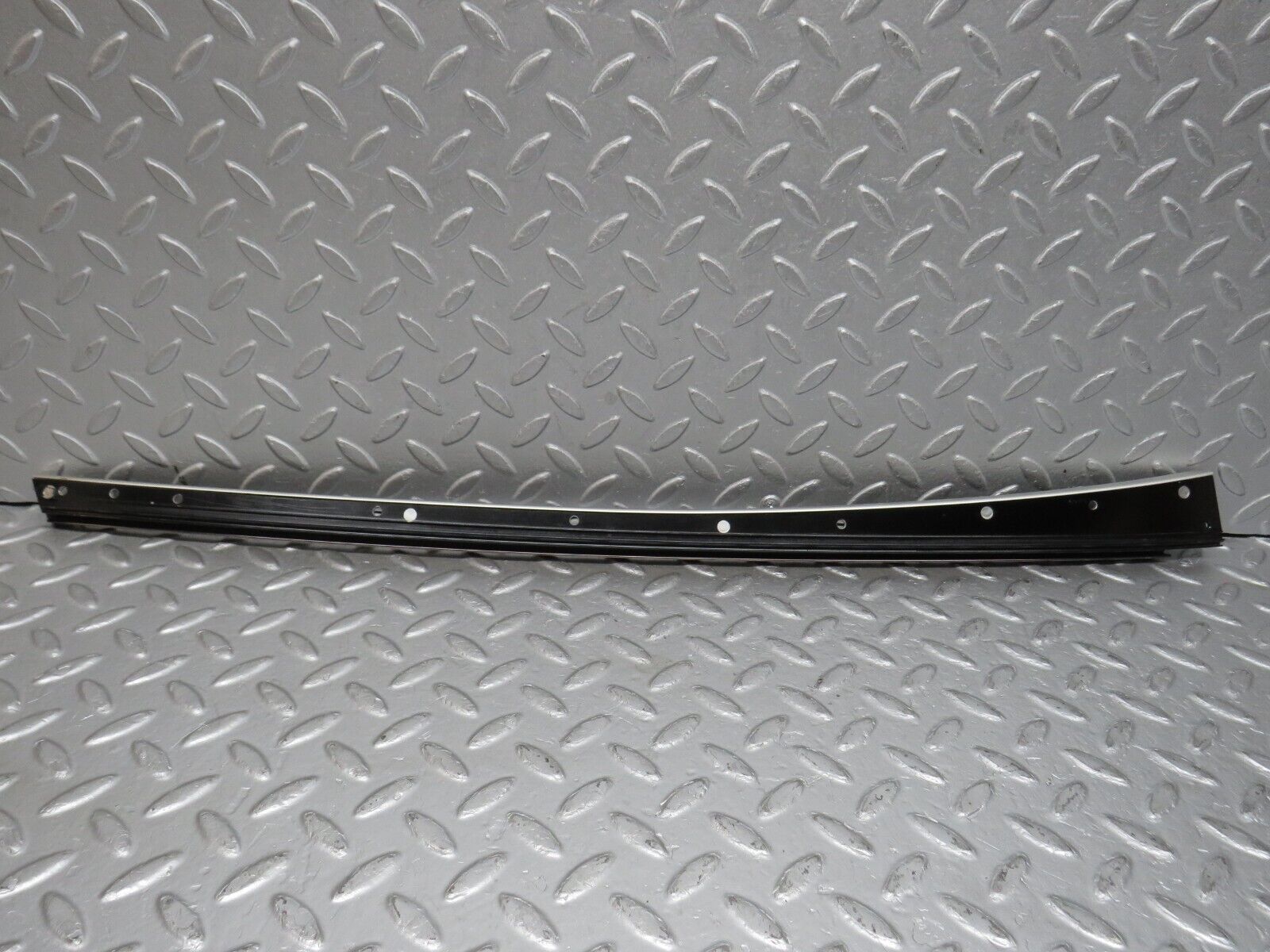 39656 Mercedes-Benz R129 320SL Coupe A Pillar Chrome Trim Cover Right Side