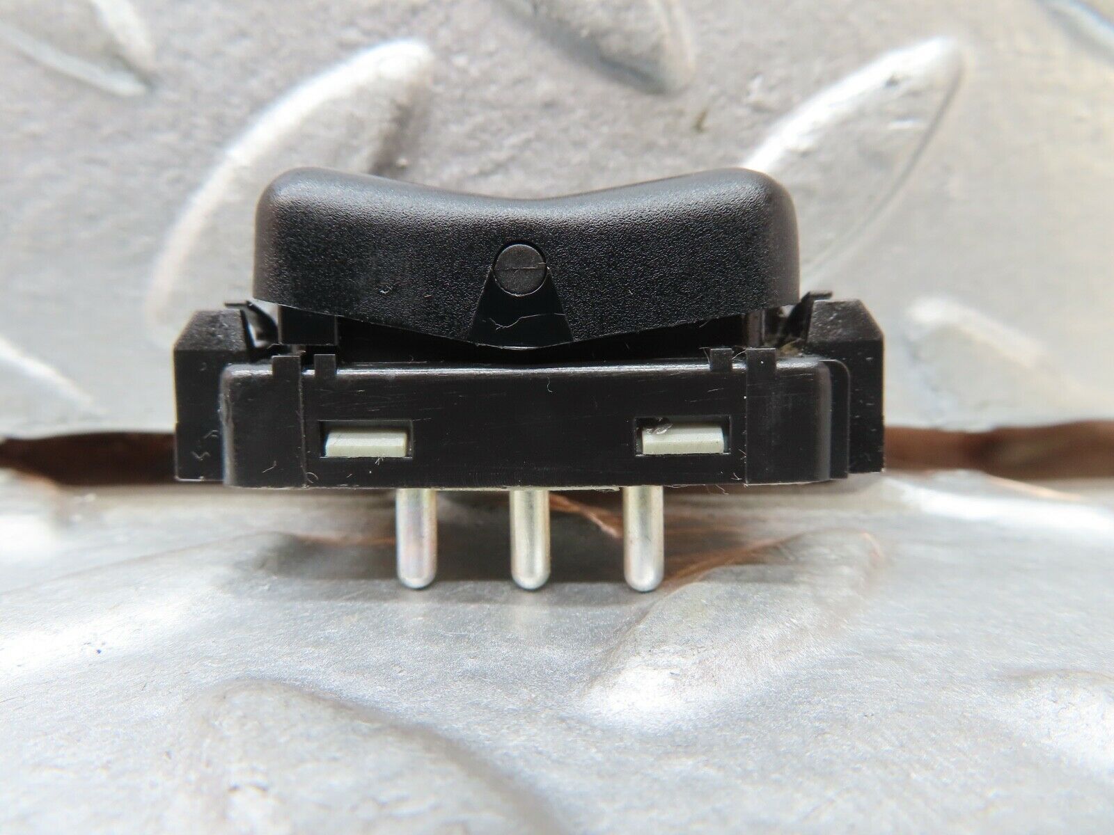 19720 Mercedes-Benz C140 CL420 Coupe Seat Belt Presenter Switch 1408206410