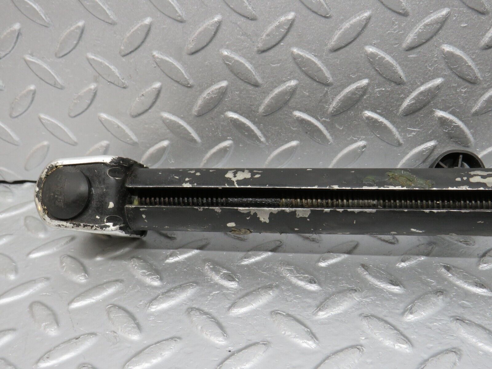 38895 Mercedes-Benz W201 190E 2.6L Car Jack 1245830115