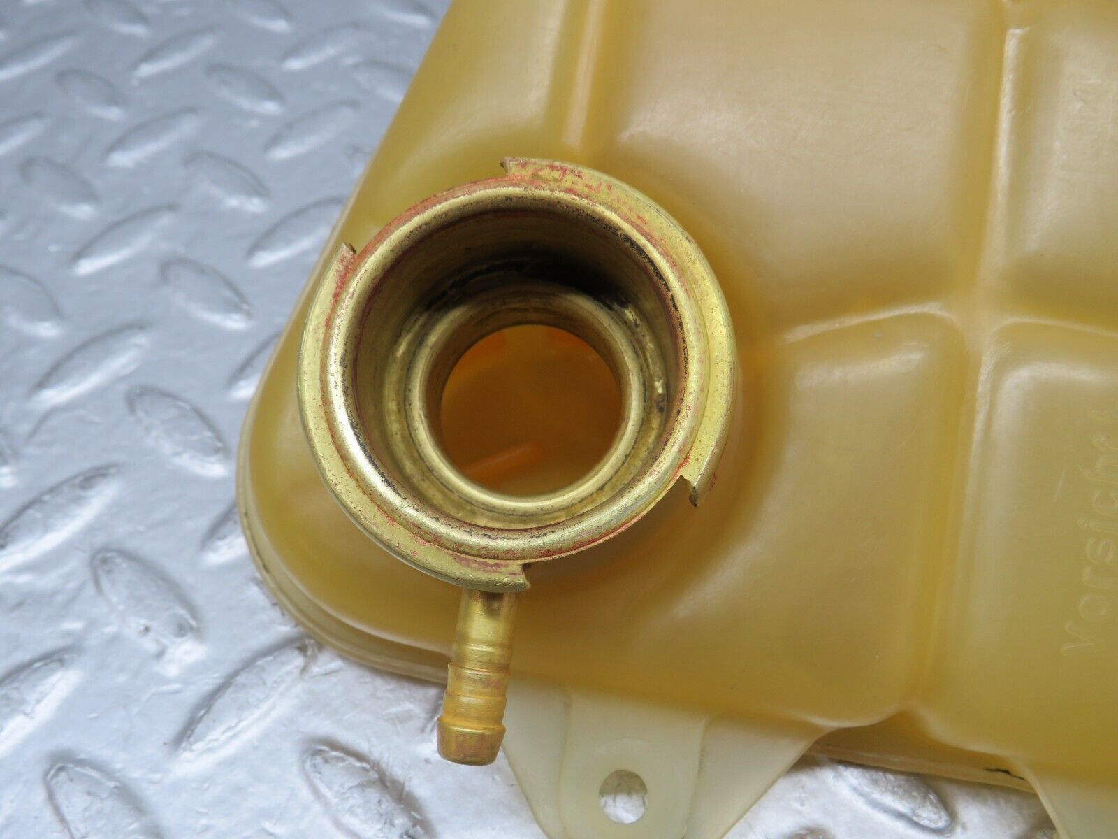 35995 Mercedes-Benz W126 420SE Coolant Reservoir Tank 1265001549