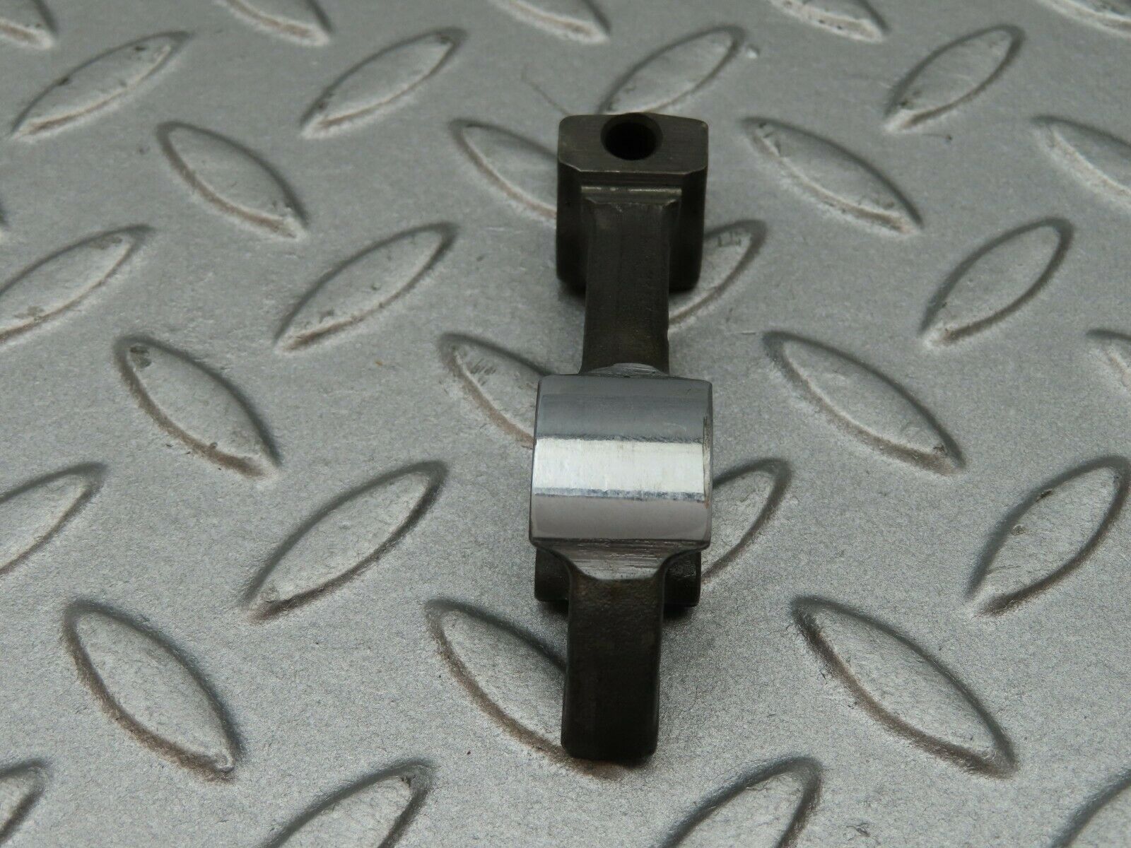 3539 Mercedes-Benz W108 280SE Valve Rocker Arm With Retaining Spring