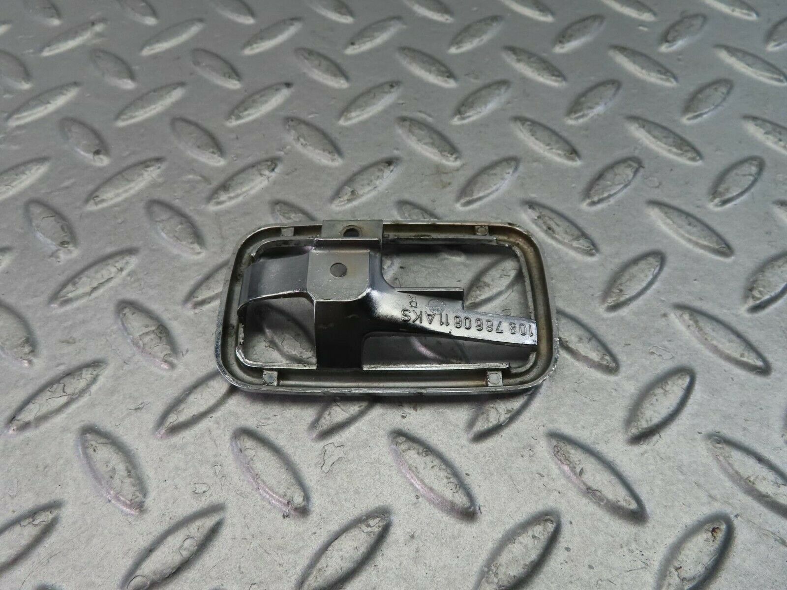 9111 Mercedes-Benz W108 Chrome Frame For Door Opener Right 1087660611