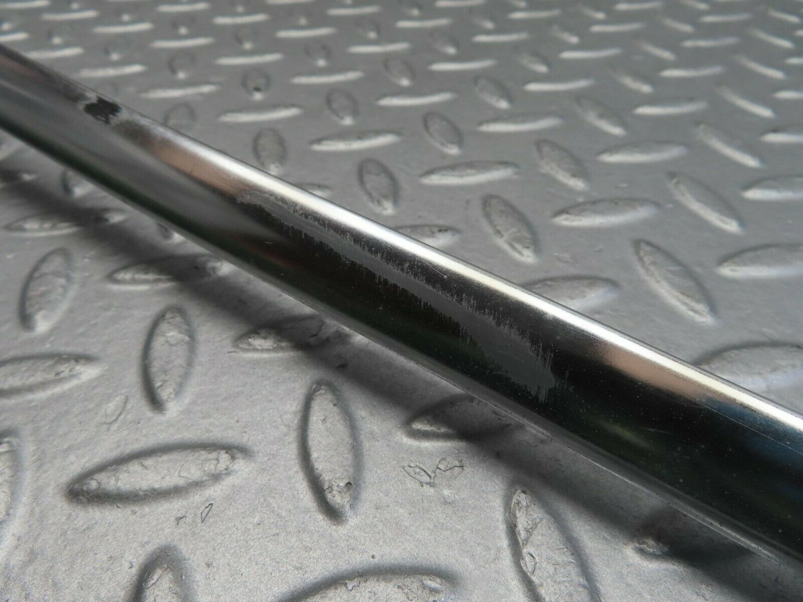 10143 Mercedes-Benz C123 230CE Coupe Front Windscreen Chrome Trim