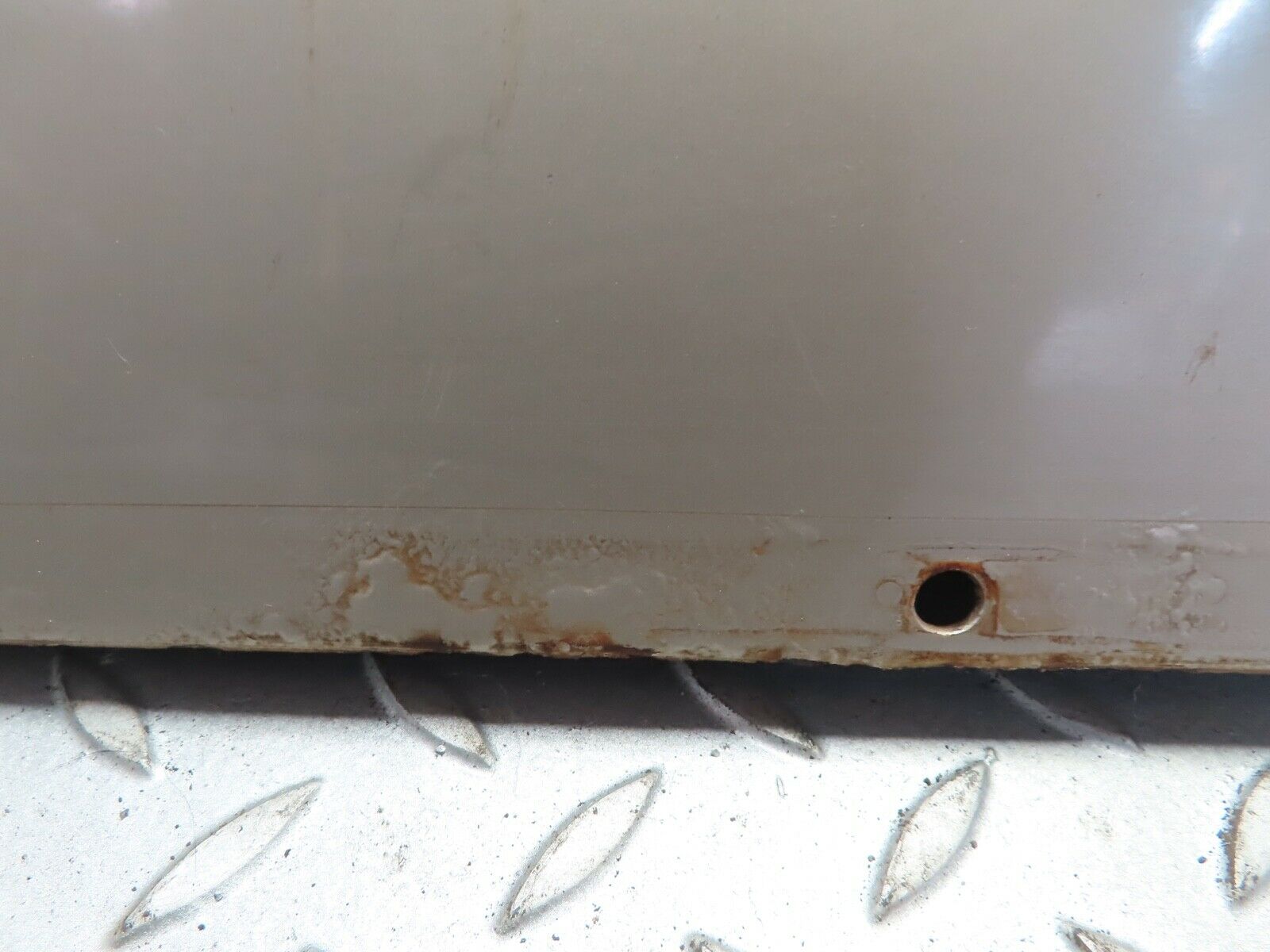 21535 Mercedes-Benz W126 300SE Boot Lid Trunk Door