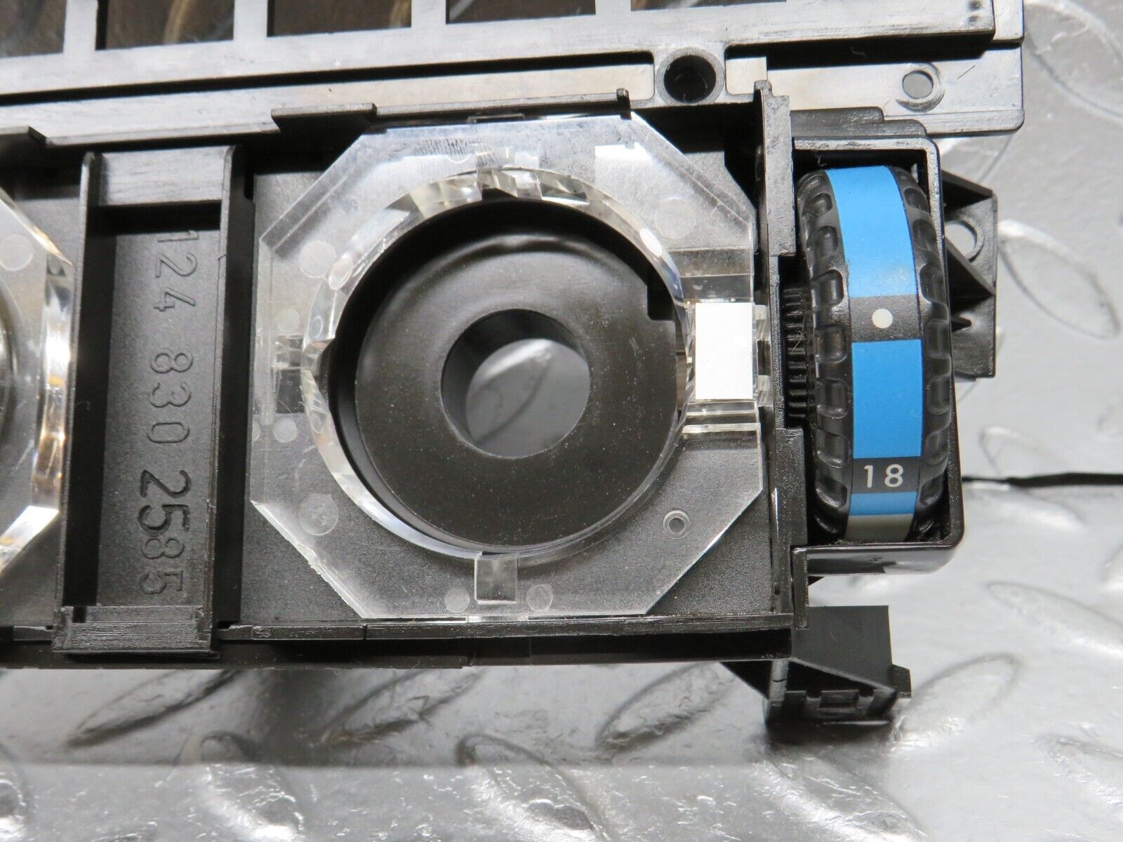 30351 Mercedes-Benz W124 230E Heater Control Unit Panel 1248302585