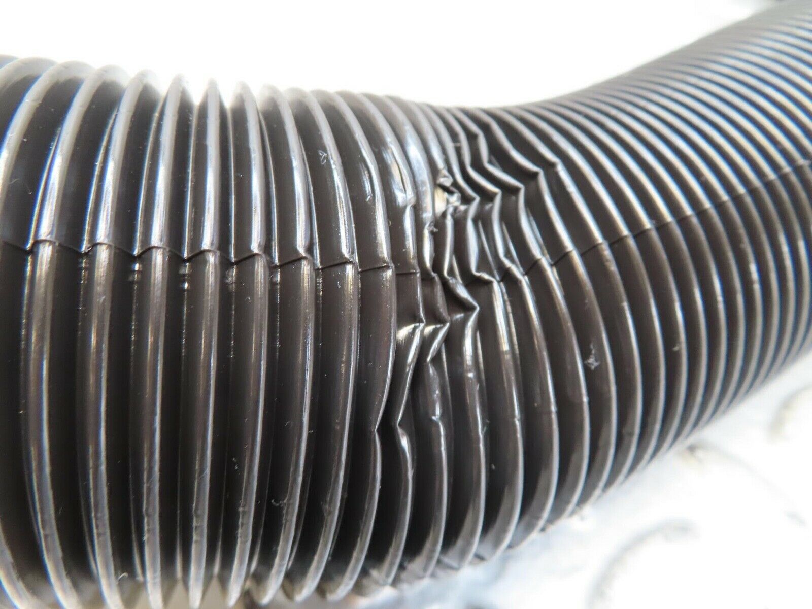 15828 Mercedes-Benz W123 280E Dash Air Vent Pipe Left Side