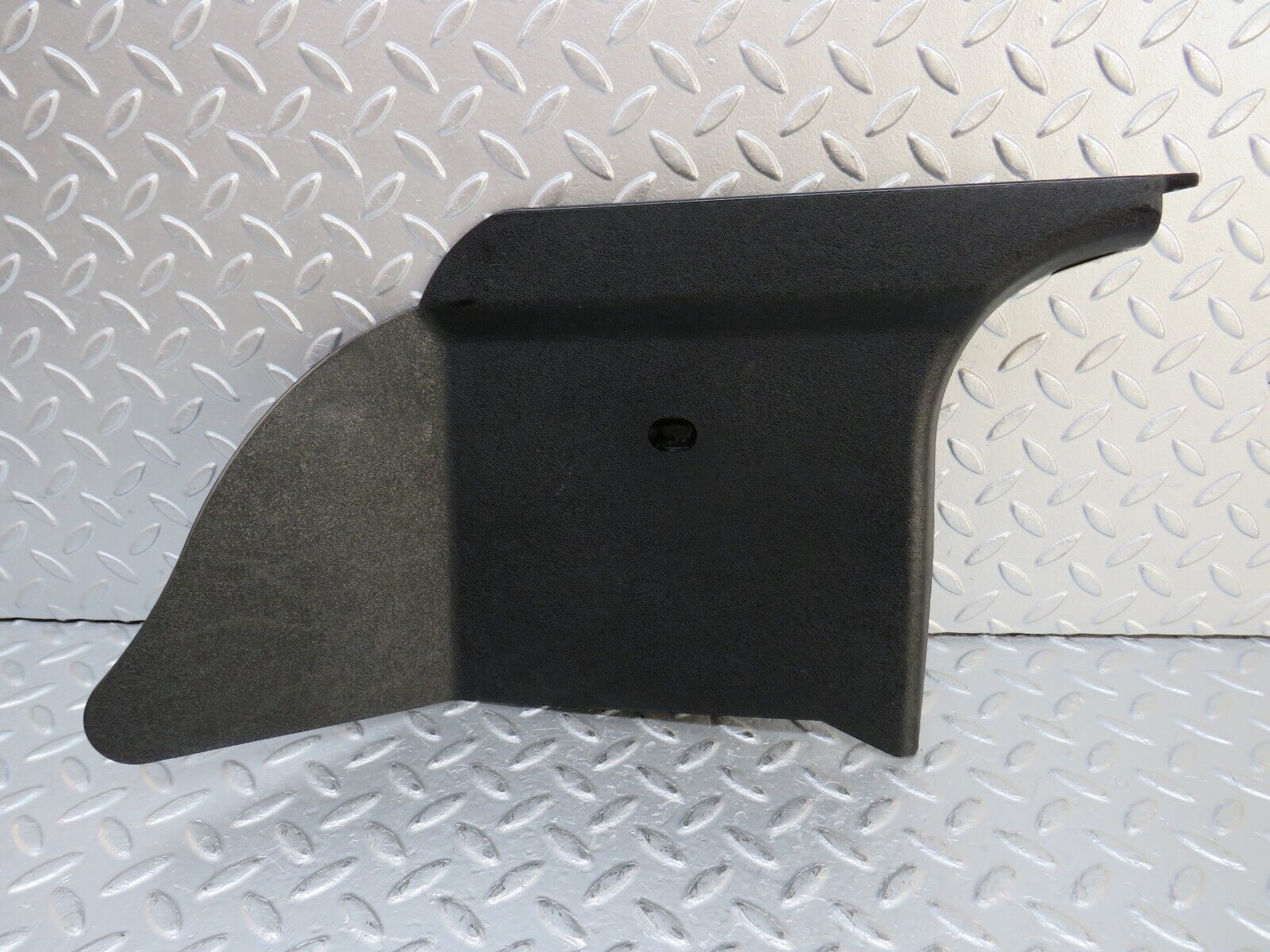 33305 Mercedes-Benz W202 C180 Front Left Lower Kick Panel Black 2026800383