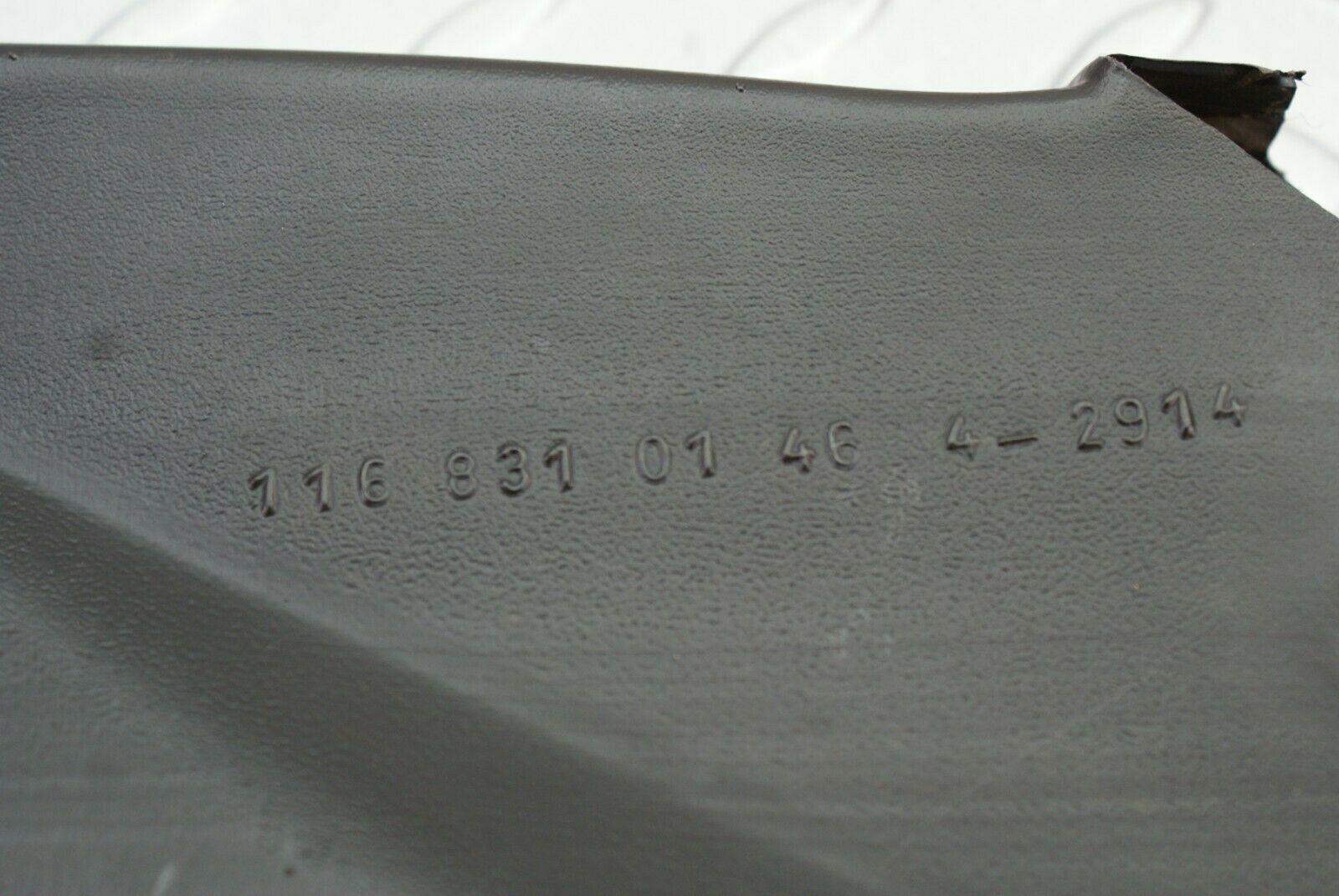 2557 Mercedes-Benz W116 350SE Ventilation Air Duct Right 1168310146