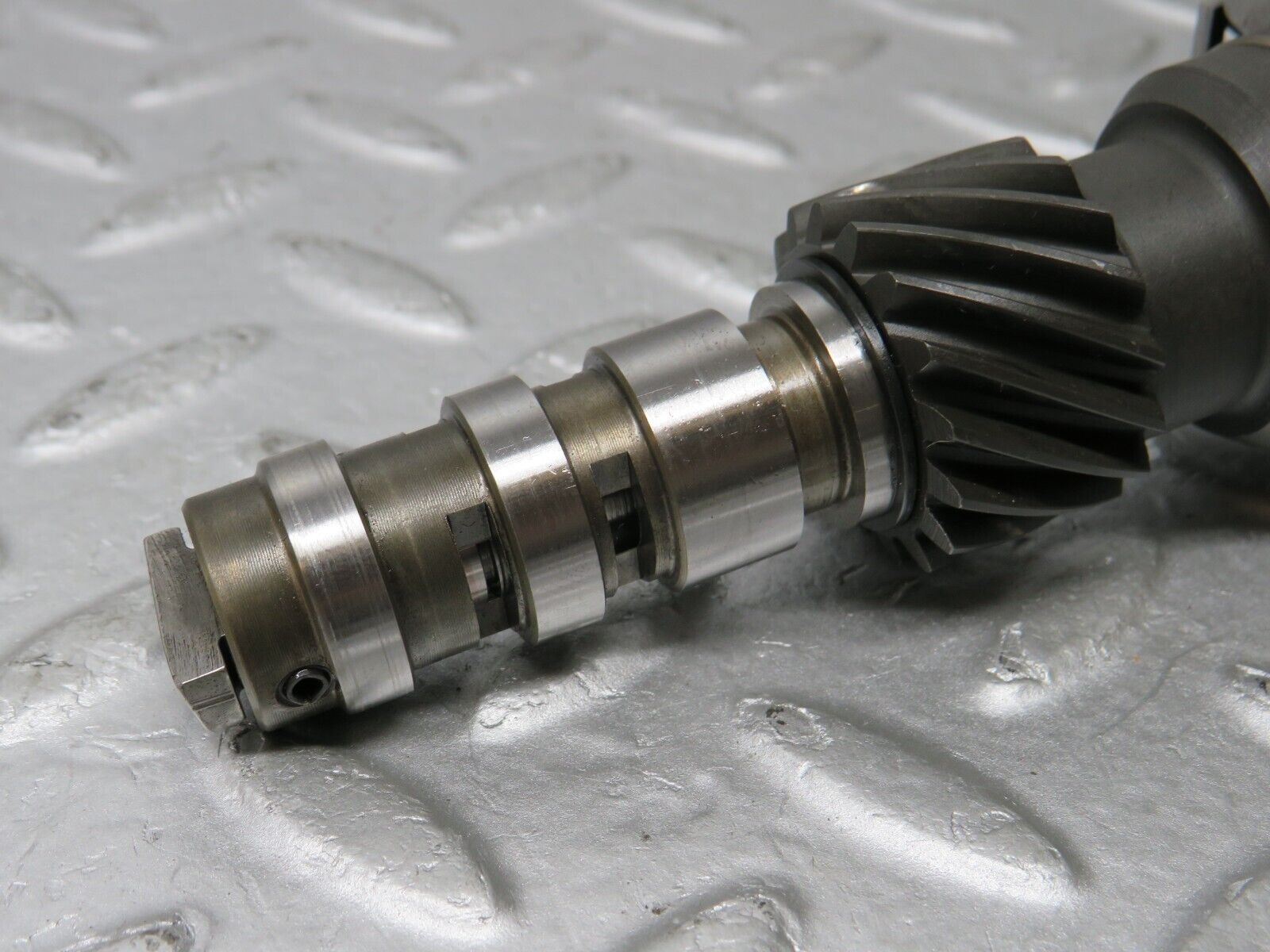 36385 Mercedes-Benz W126 420SE Automatic Gearbox Governor 722.355