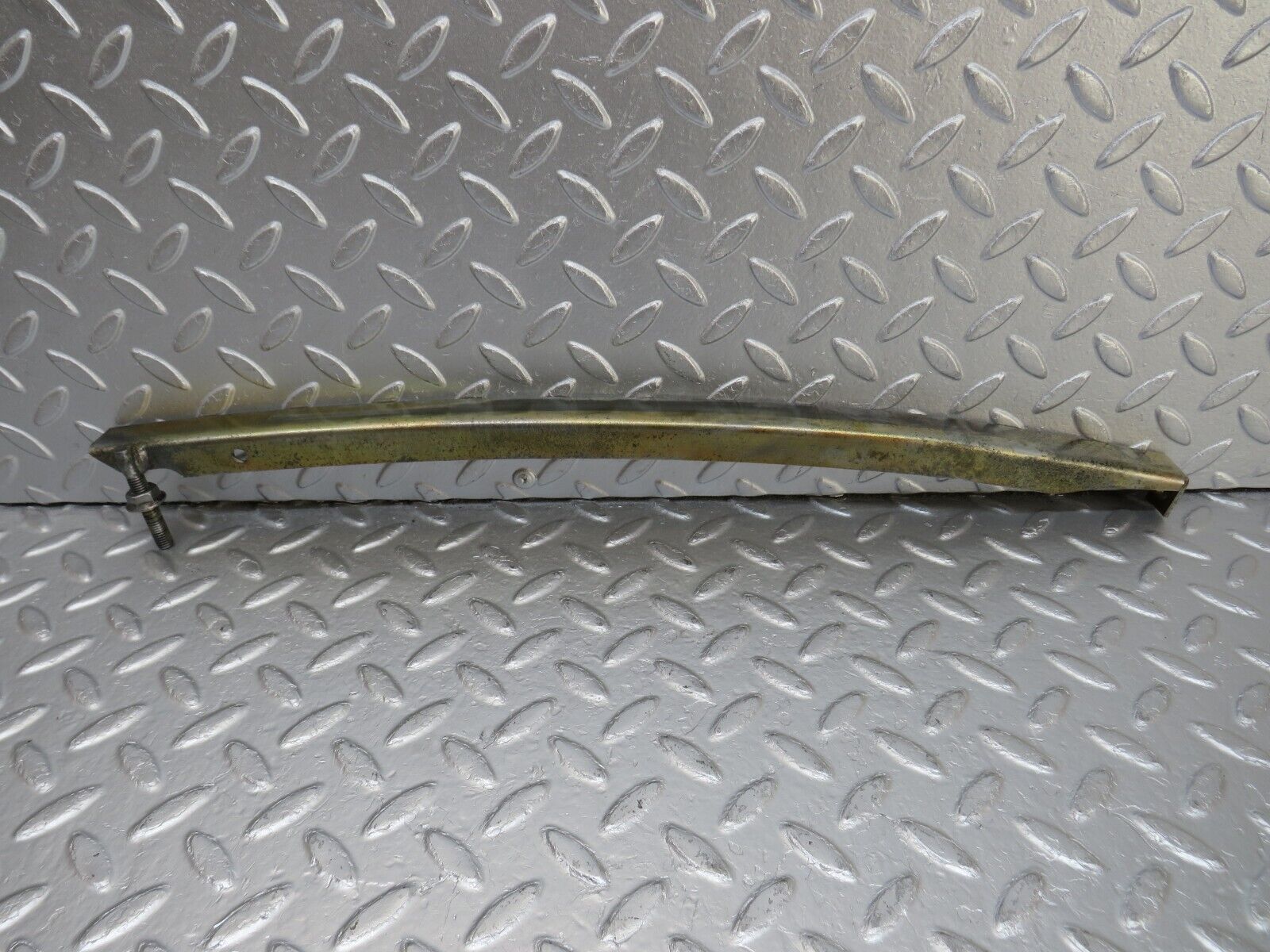 34303 Mercedes-Benz C126 380SEC Coupe Front Left Door Window Channel