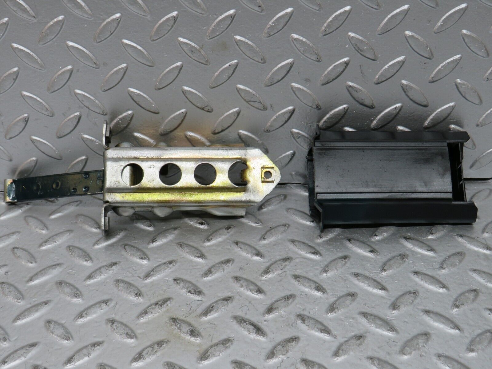 27625 Mercedes-Benz S124 300TE Wagon Door Safety Check Strap Left Side