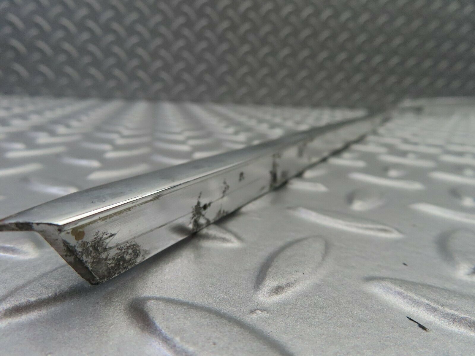 6904 Mercedes-Benz C107 350SLC Coupe A Pillar Roof Chrome Left Side