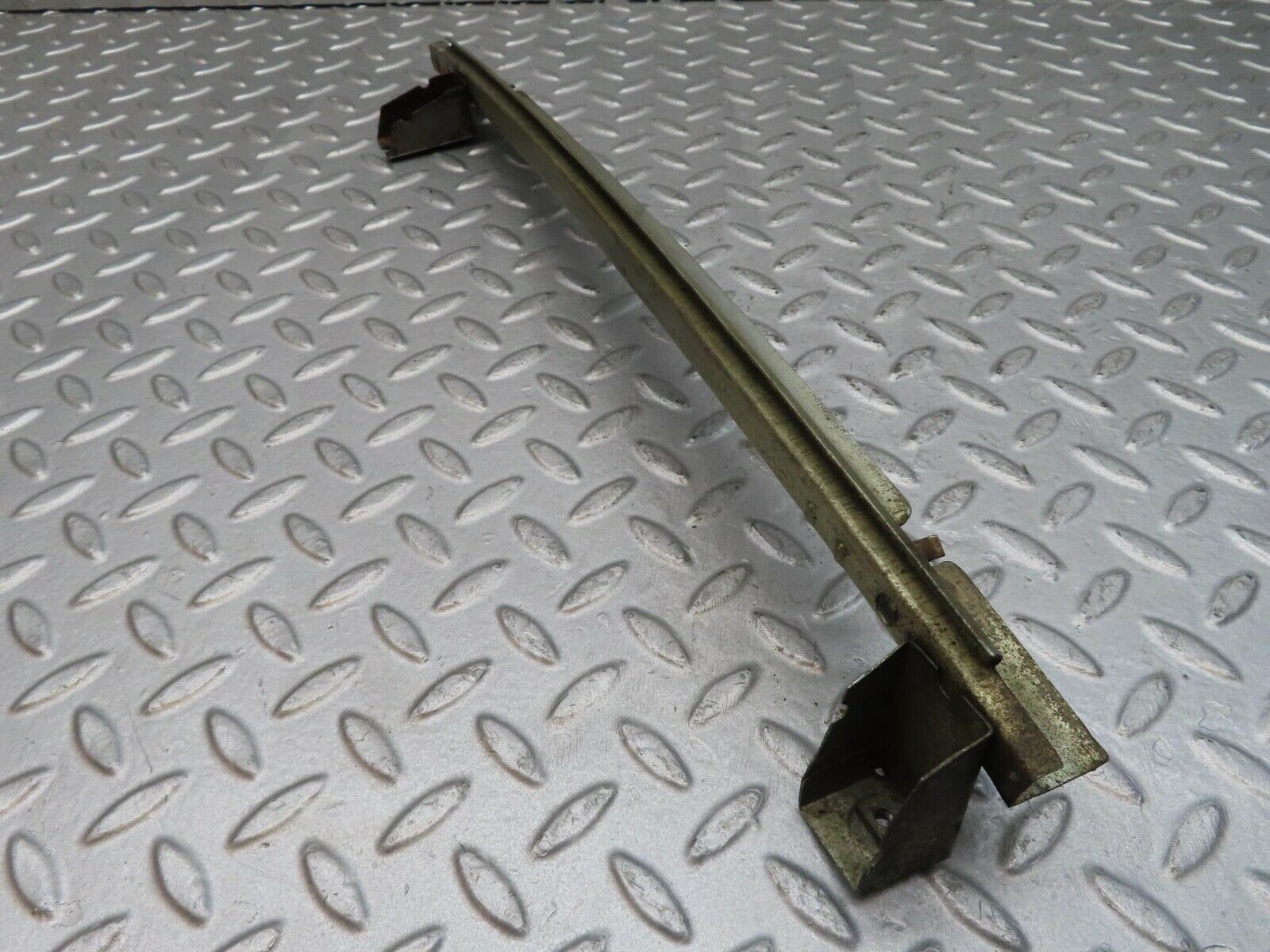 12352 Mercedes-Benz W108 280SE 3.5 Front Left Window Channel