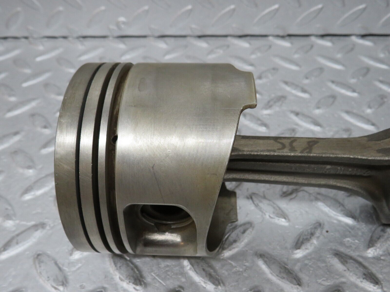 37131 Mercedes-Benz C126 420SEC Coupe Piston With Connecting Rod 92.005 mm