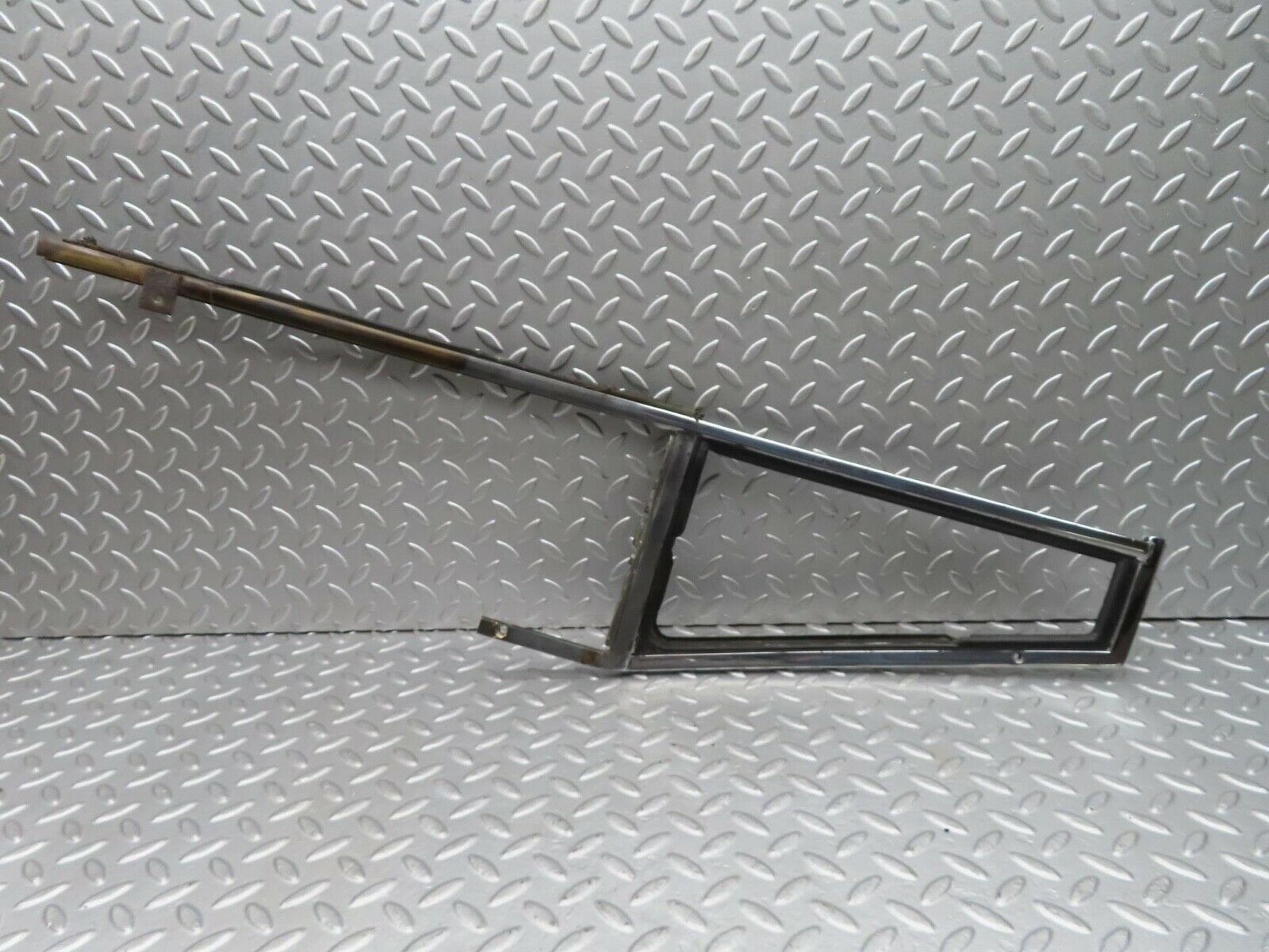 14840 Mercedes-Benz W111 Coupe Left Door Window Channel With Air Vent Frame