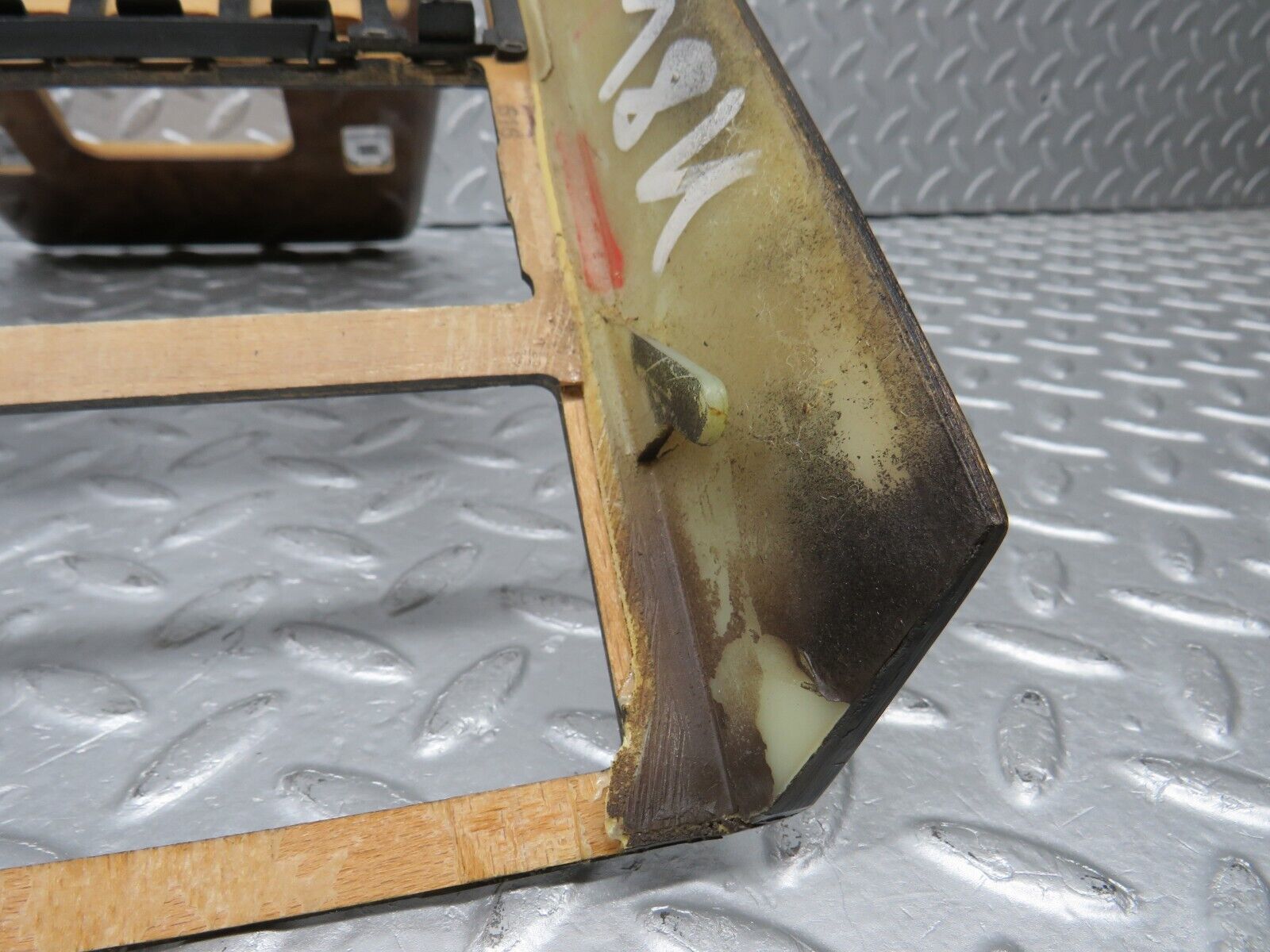 38443 Mercedes-Benz R129 280SL Coupe Centre Console Wood Panel 1296830300