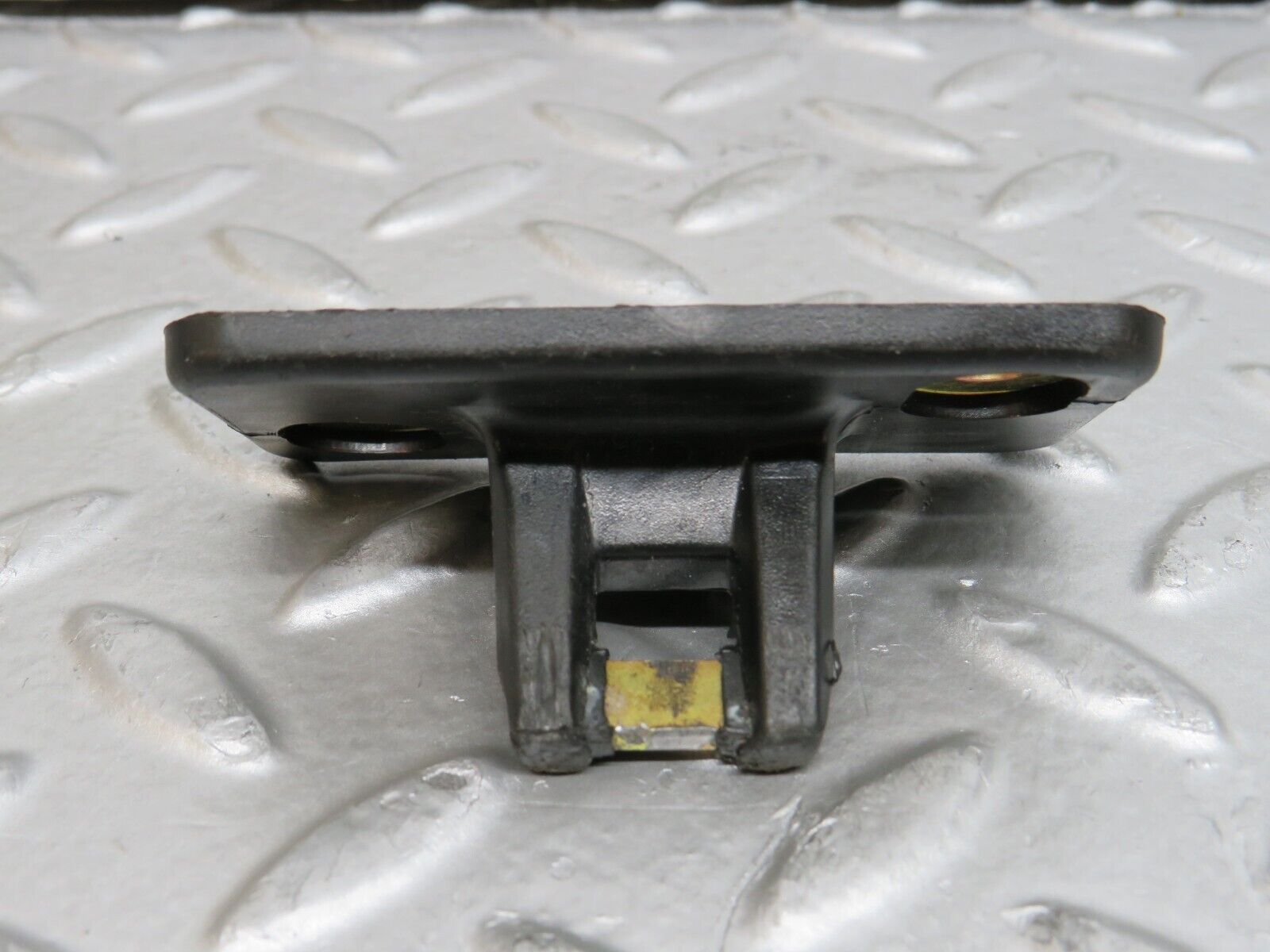 29479 Mercedes-Benz W124 230E Trunk Lock Latch