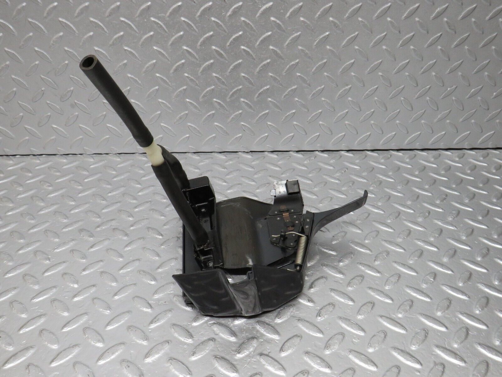 39403 Mercedes-Benz R129 320SL Coupe Roof Flap Cover Trim Left Side 1296930314