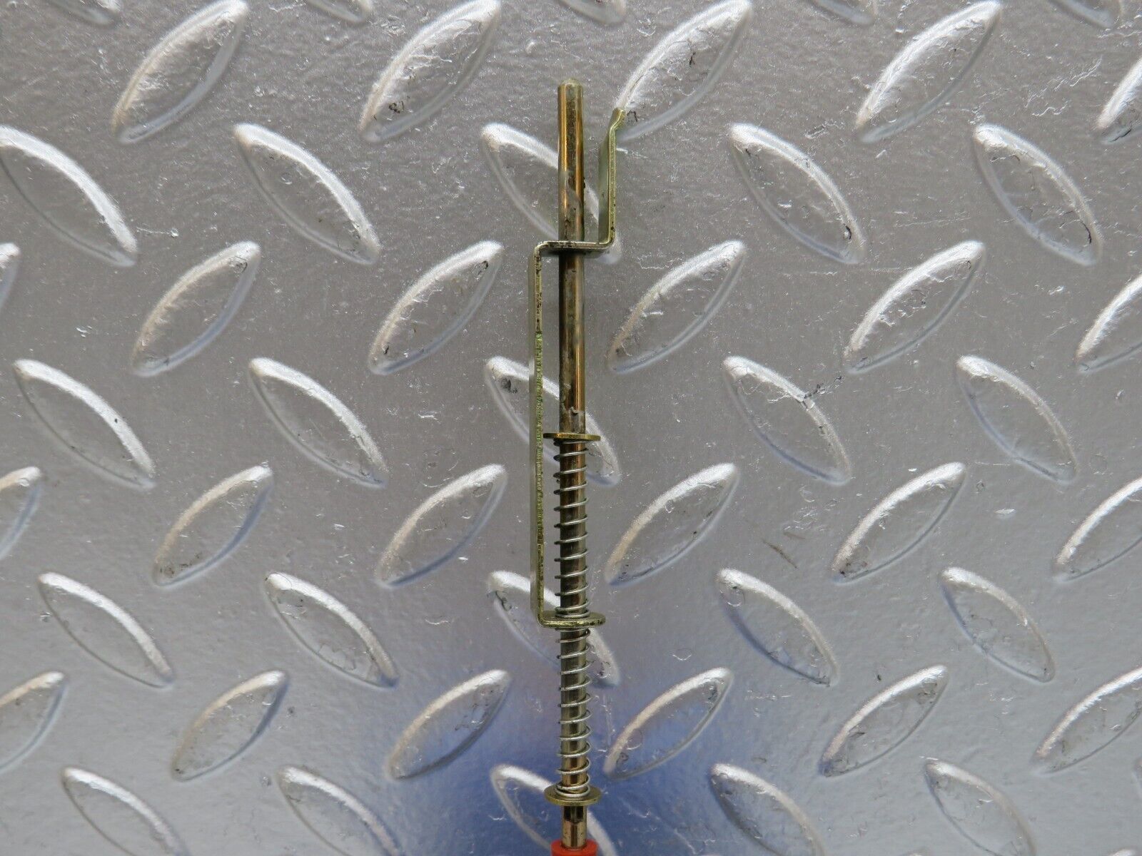 29675 Mercedes-Benz W123 230E Trunk Lock Vacuum Actuator