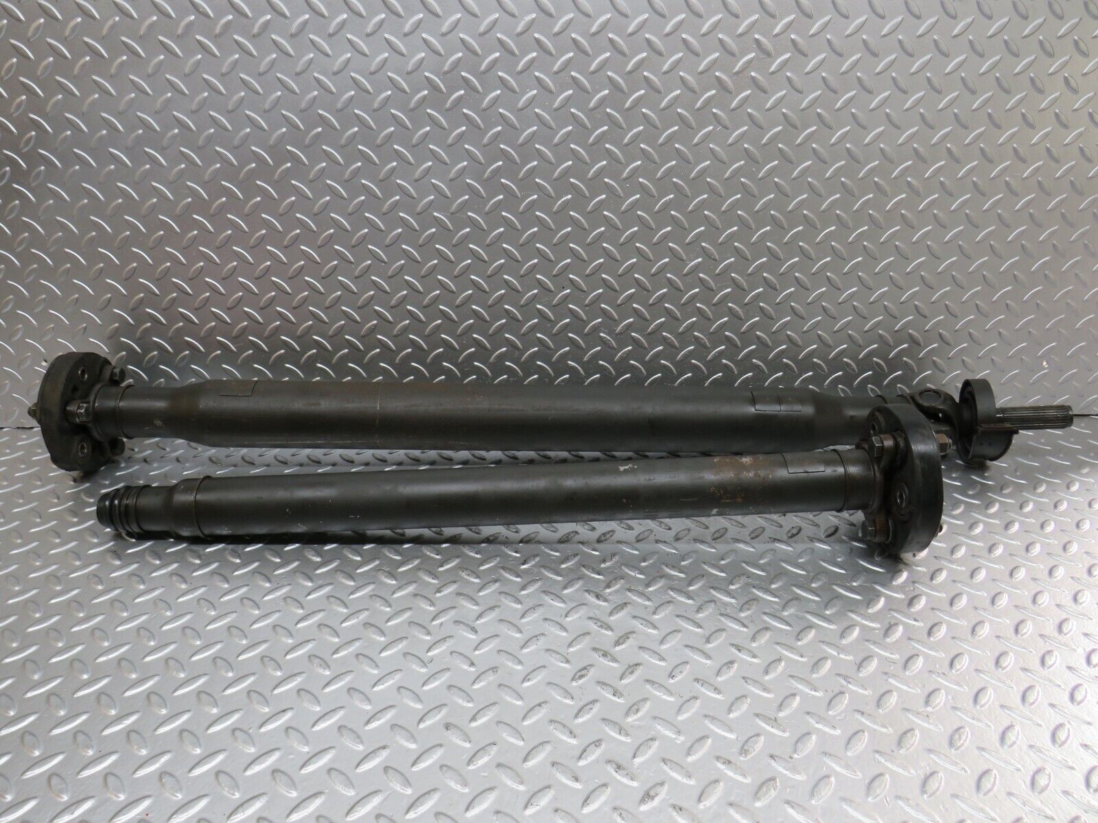 24842 Mercedes-Benz W140 SEL320 LWB Prop Shaft