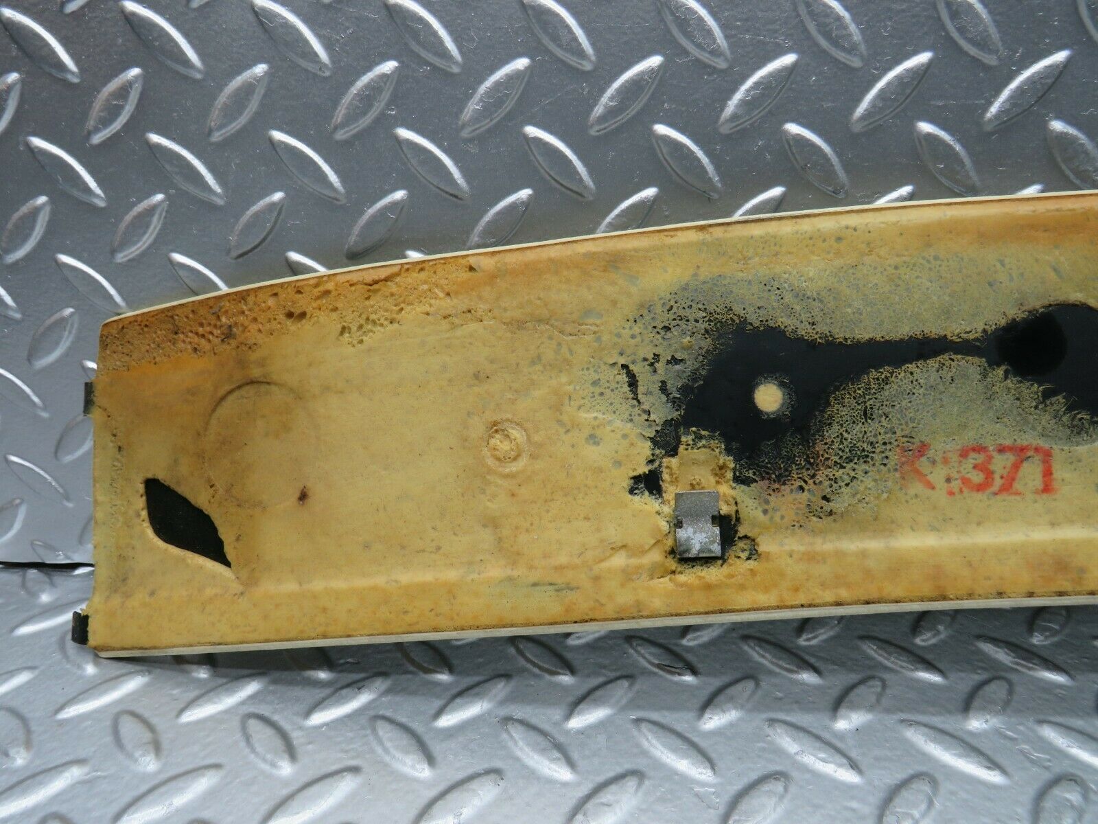 22662 Mercedes-Benz C107 450SLC Coupe Rear Headlining Roof Panel Cream