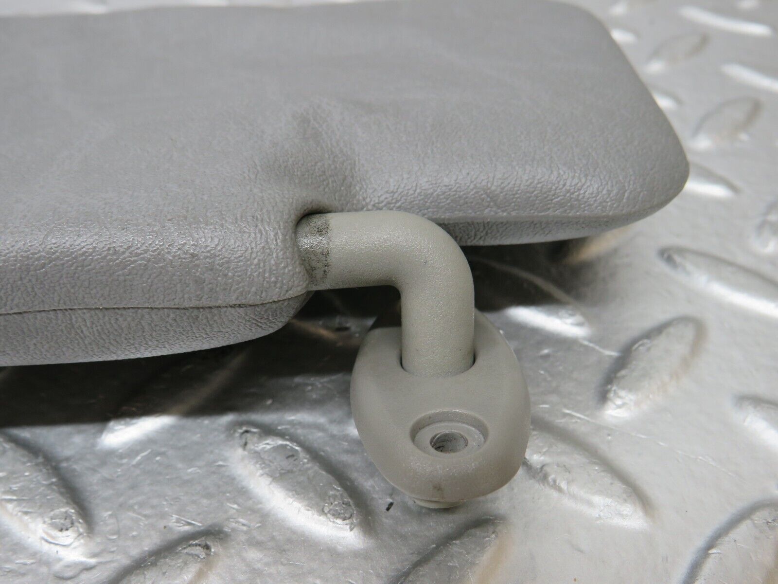 25862 Mercedes-Benz W124 280E Sun Visor Left Side Grey