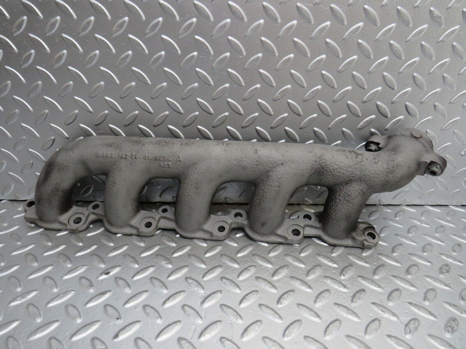 25389 Mercedes-Benz W201 190D Exhaust Manifold 6021420201