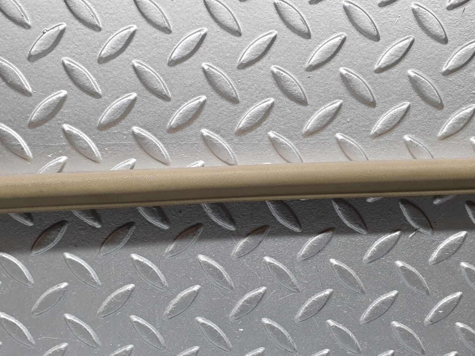 41156 Mercedes-Benz W126 300SE Rear Left Inner Window Frame Cover 1267350571